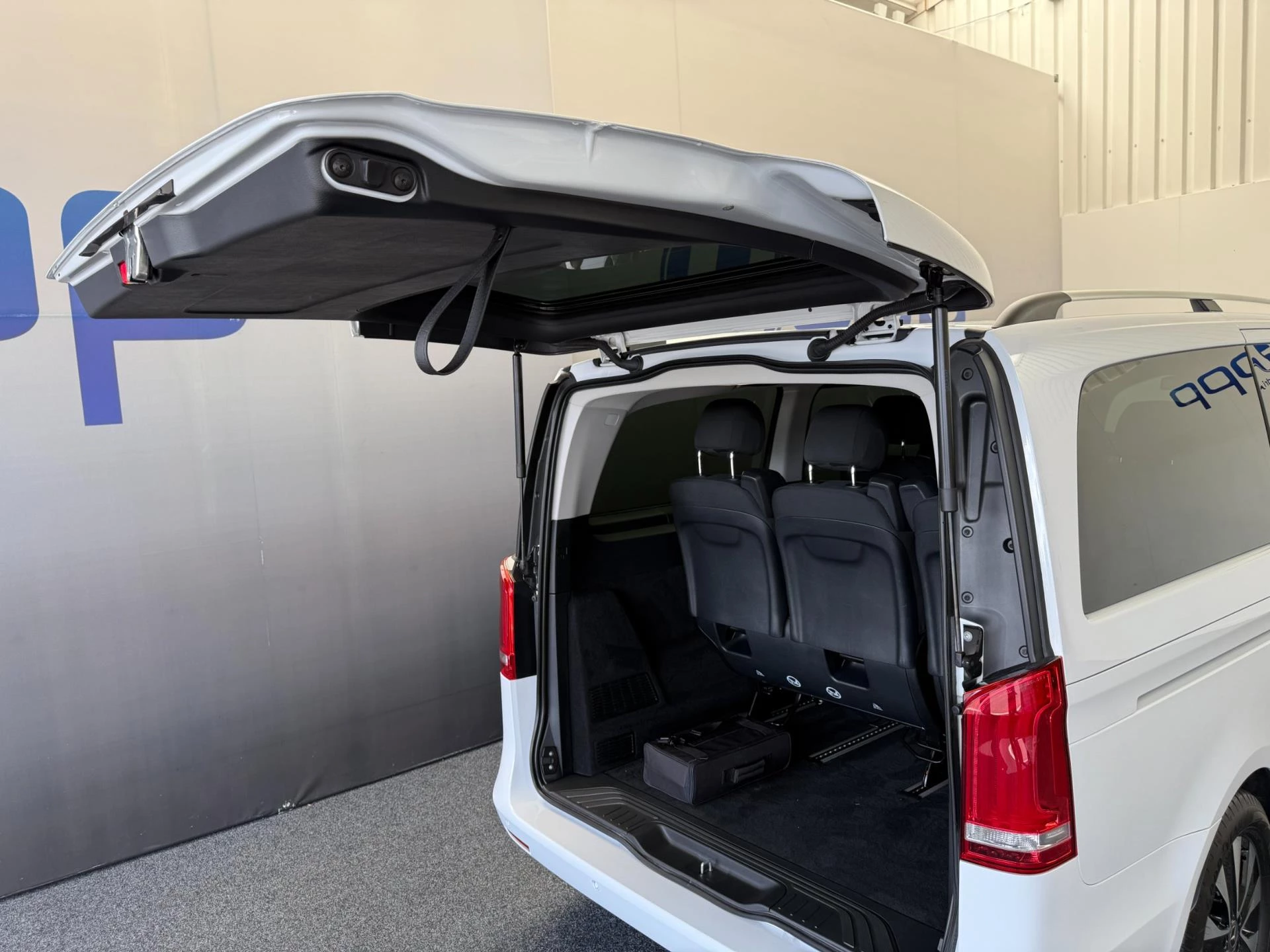 Hoofdafbeelding Mercedes-Benz EQV