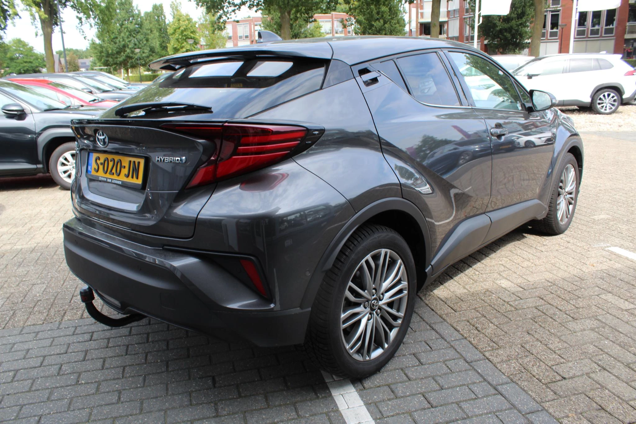 Hoofdafbeelding Toyota C-HR
