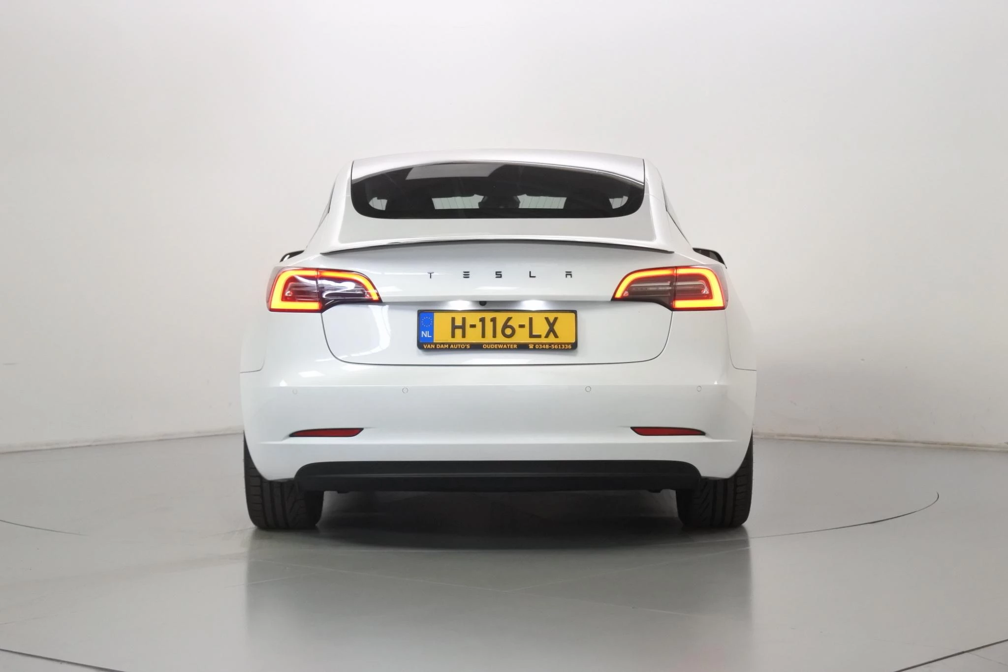 Hoofdafbeelding Tesla Model 3
