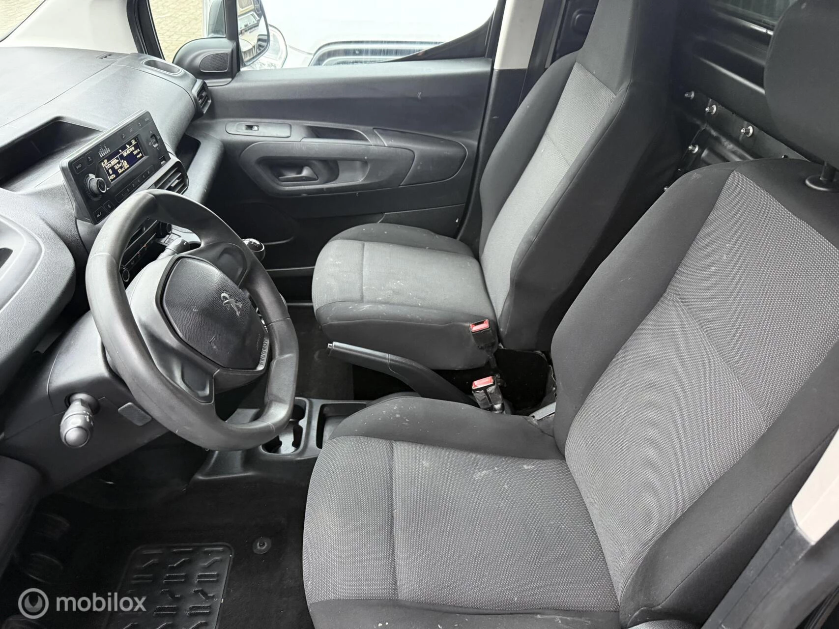 Hoofdafbeelding Peugeot Partner