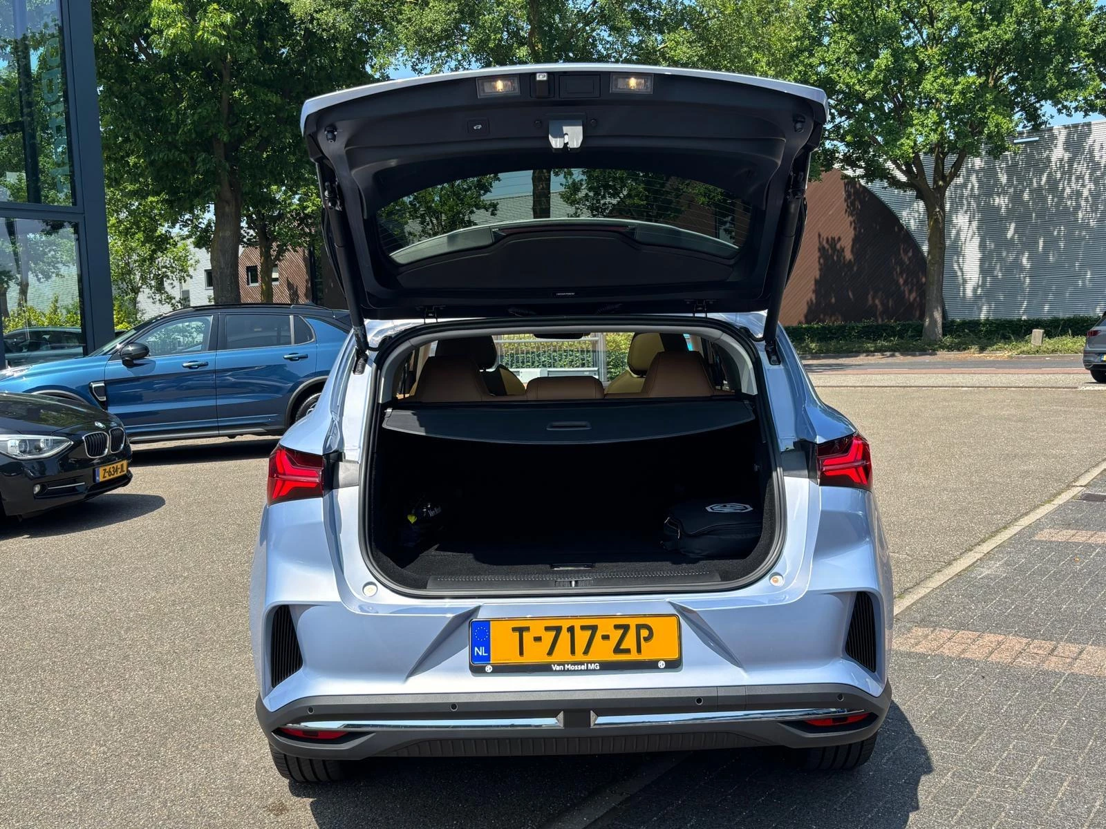 Hoofdafbeelding MG Marvel R