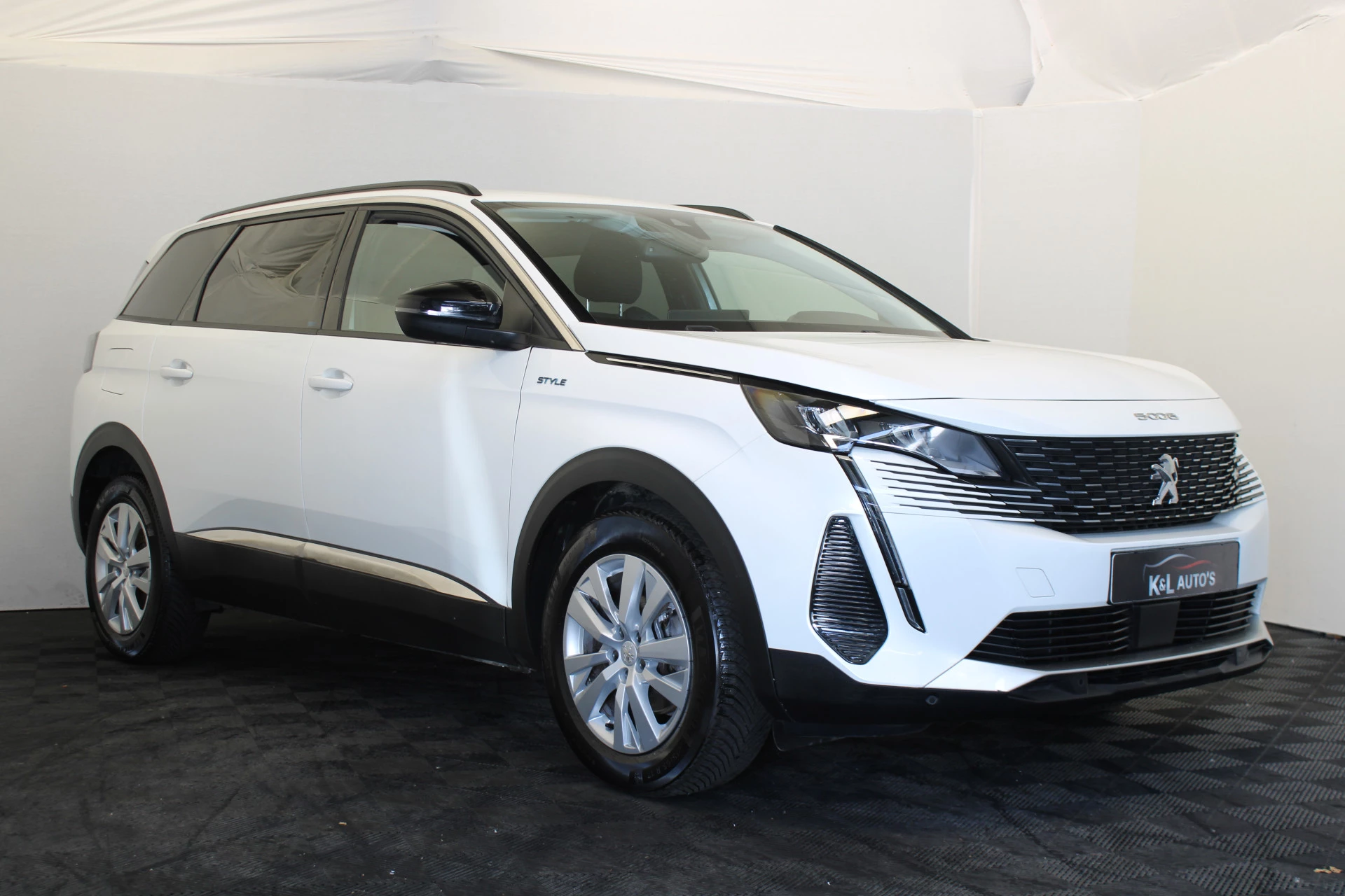 Hoofdafbeelding Peugeot 5008