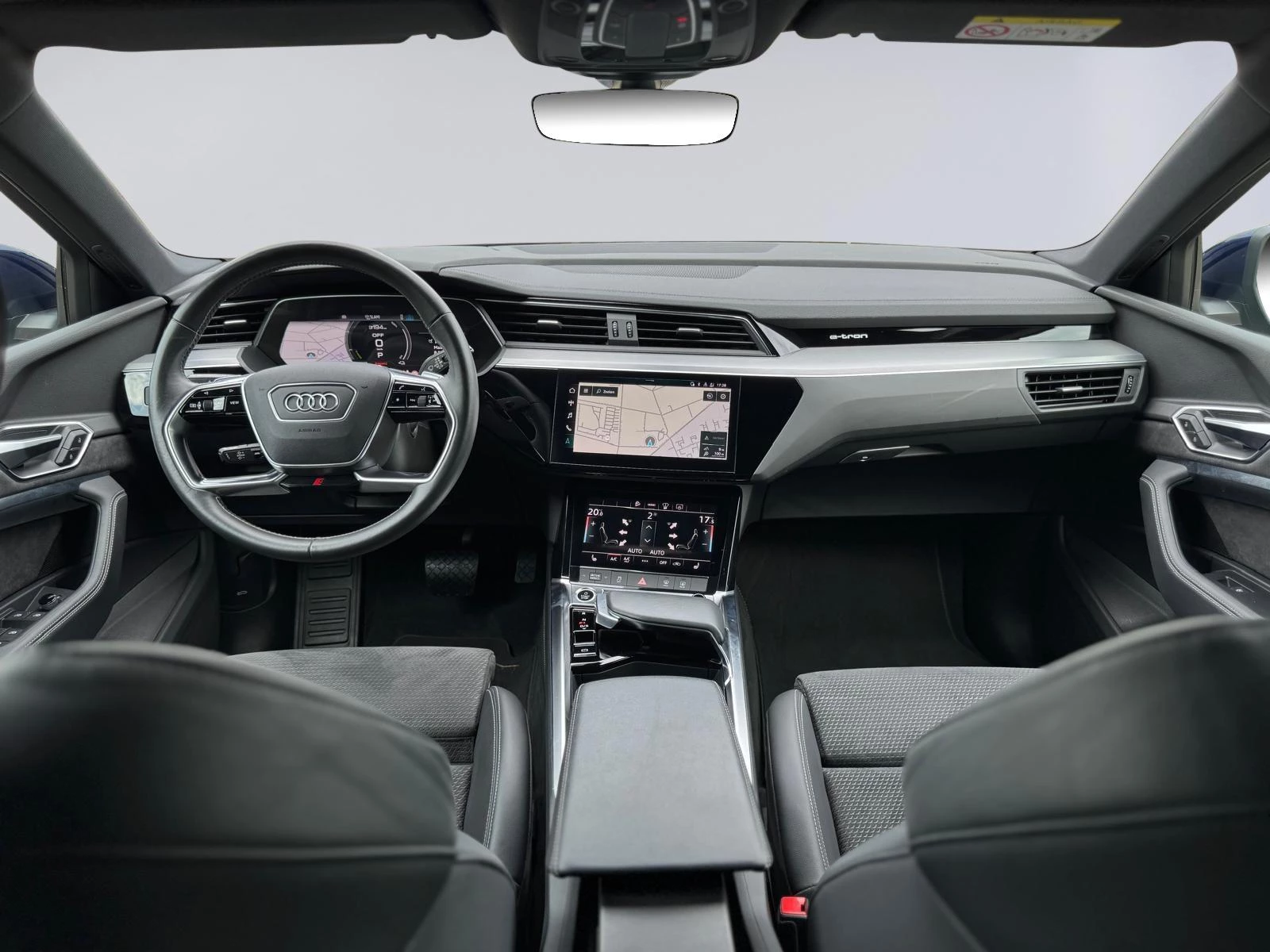 Hoofdafbeelding Audi e-tron