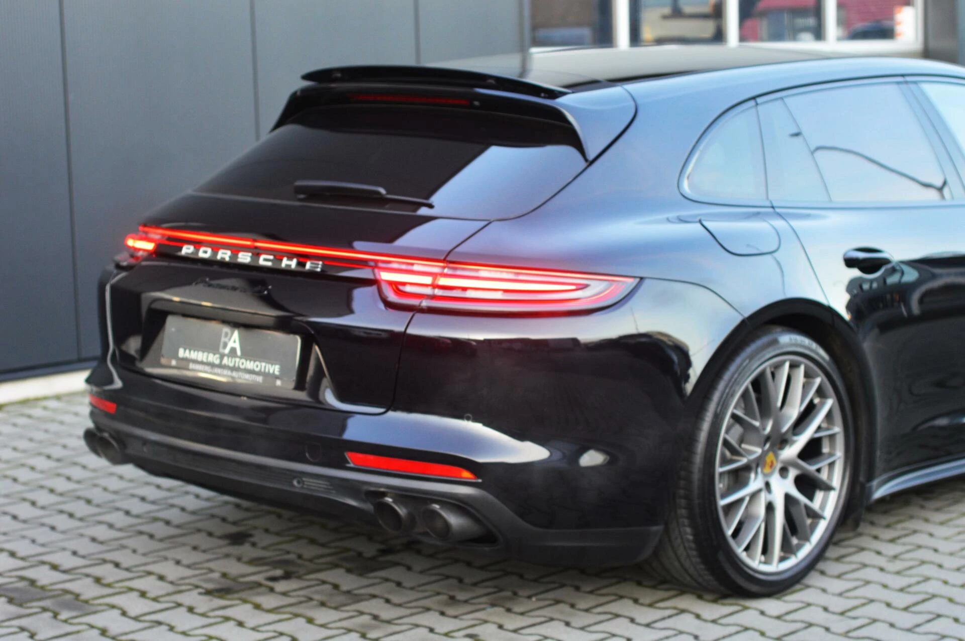 Hoofdafbeelding Porsche Panamera