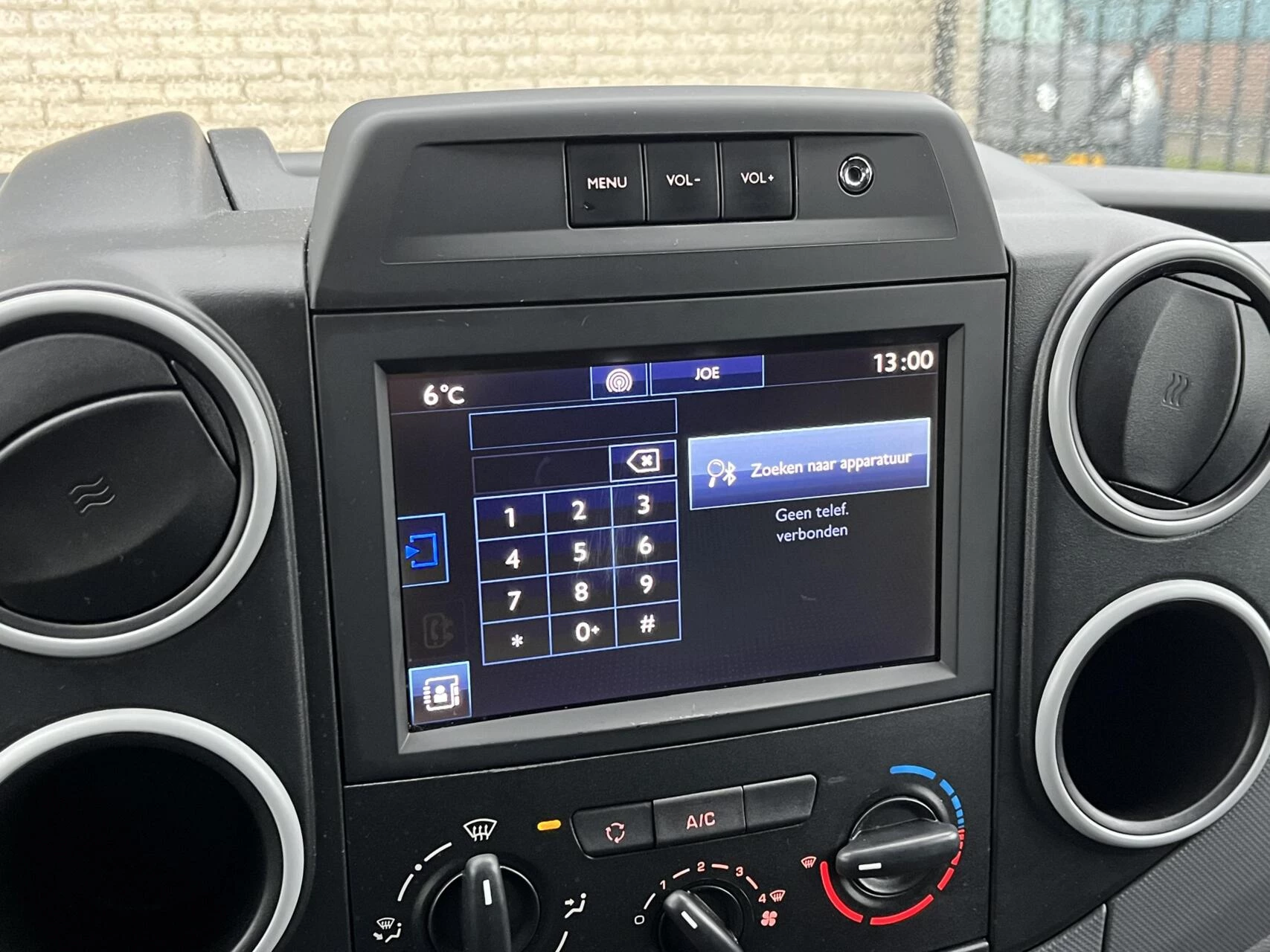 Hoofdafbeelding Peugeot Partner