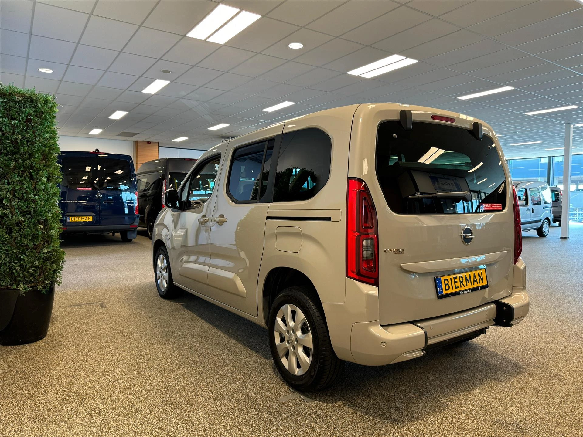 Hoofdafbeelding Opel Combo