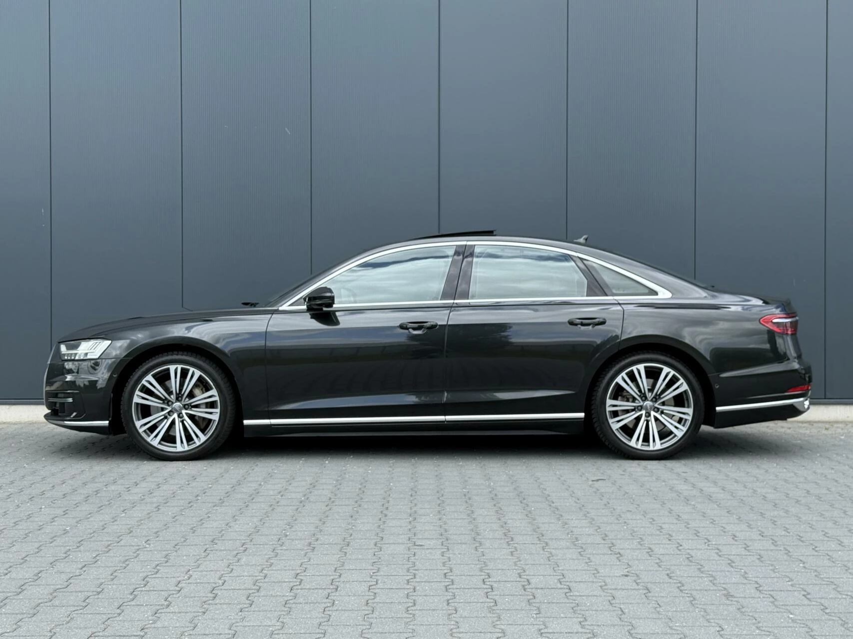 Hoofdafbeelding Audi A8