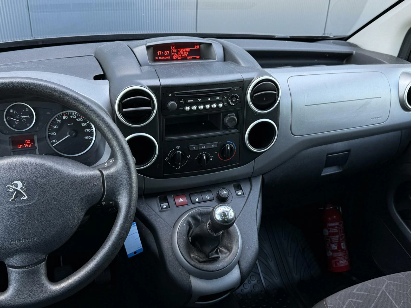 Hoofdafbeelding Peugeot Partner