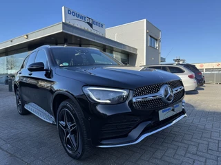 Hoofdafbeelding Mercedes-Benz GLC Mercedes-Benz GLC 300de 4MATIC AMG Pano-Dak | Trekhaak | Camera | Stoelverw. voor en achter | Elekt Klep