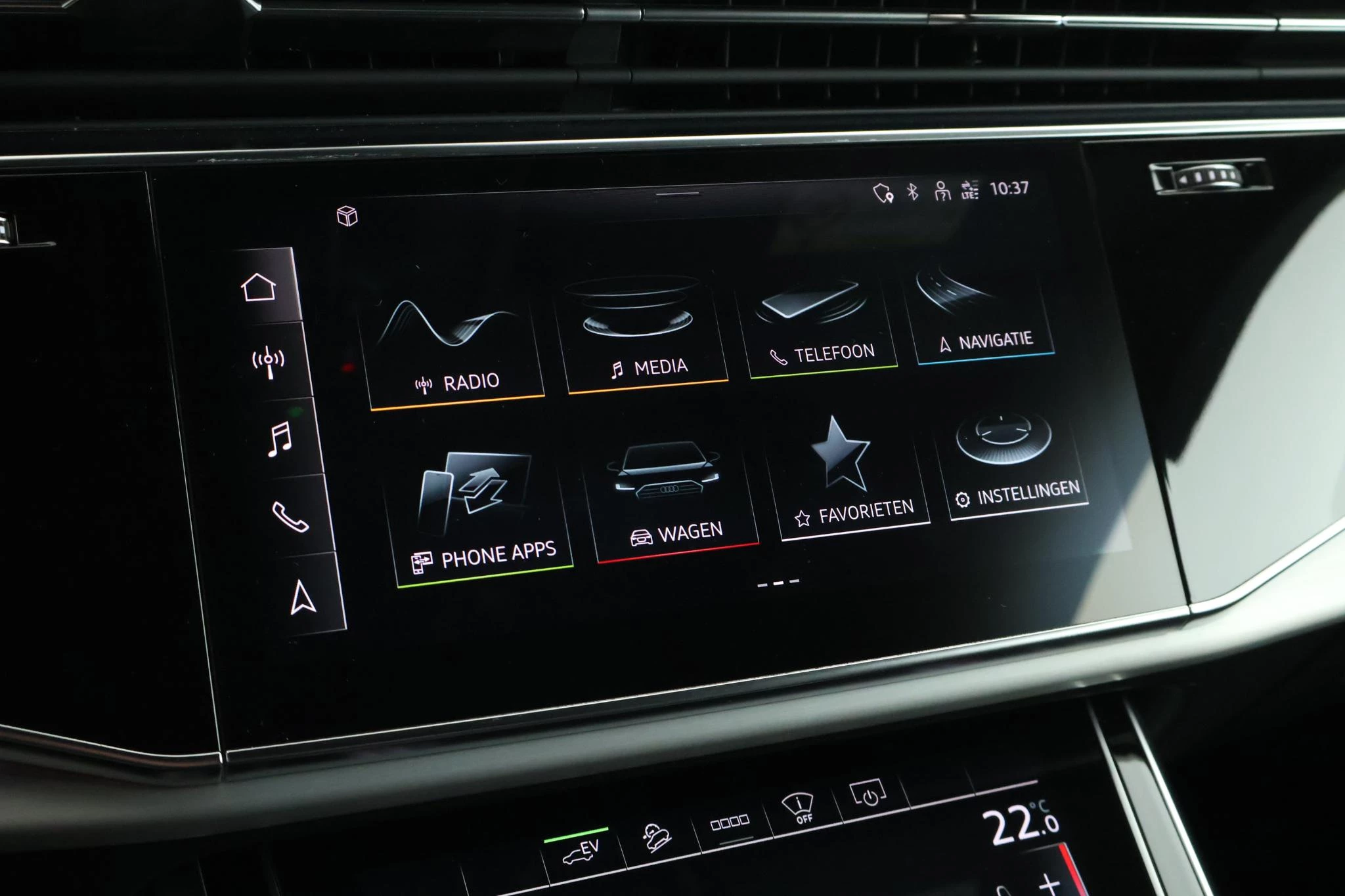 Hoofdafbeelding Audi Q8