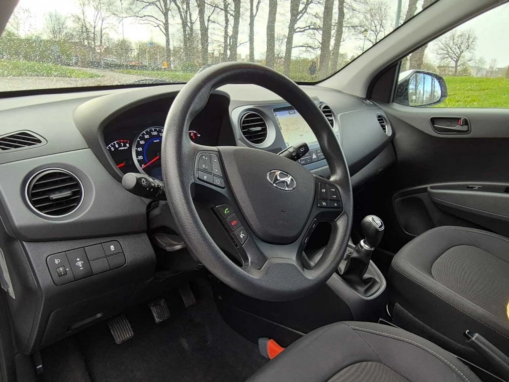 Hoofdafbeelding Hyundai i10