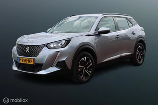 Hoofdafbeelding Peugeot e-2008 Peugeot e-2008 EV Allure 50 kWh, PDC voor/achter + Camera, App Connect, Clima, Navi, Cruise, 17 inch Lmv.