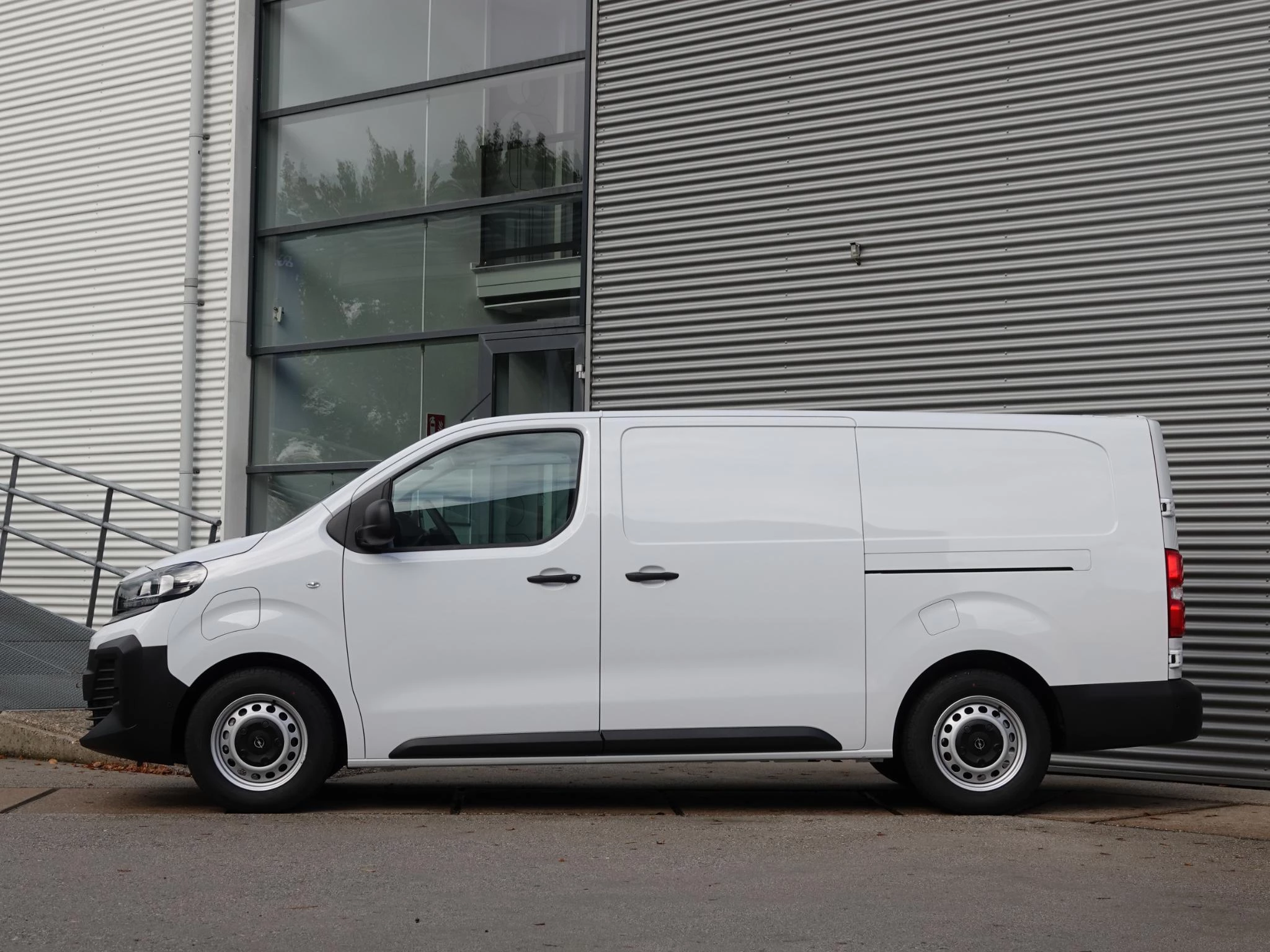 Hoofdafbeelding Opel Vivaro-e
