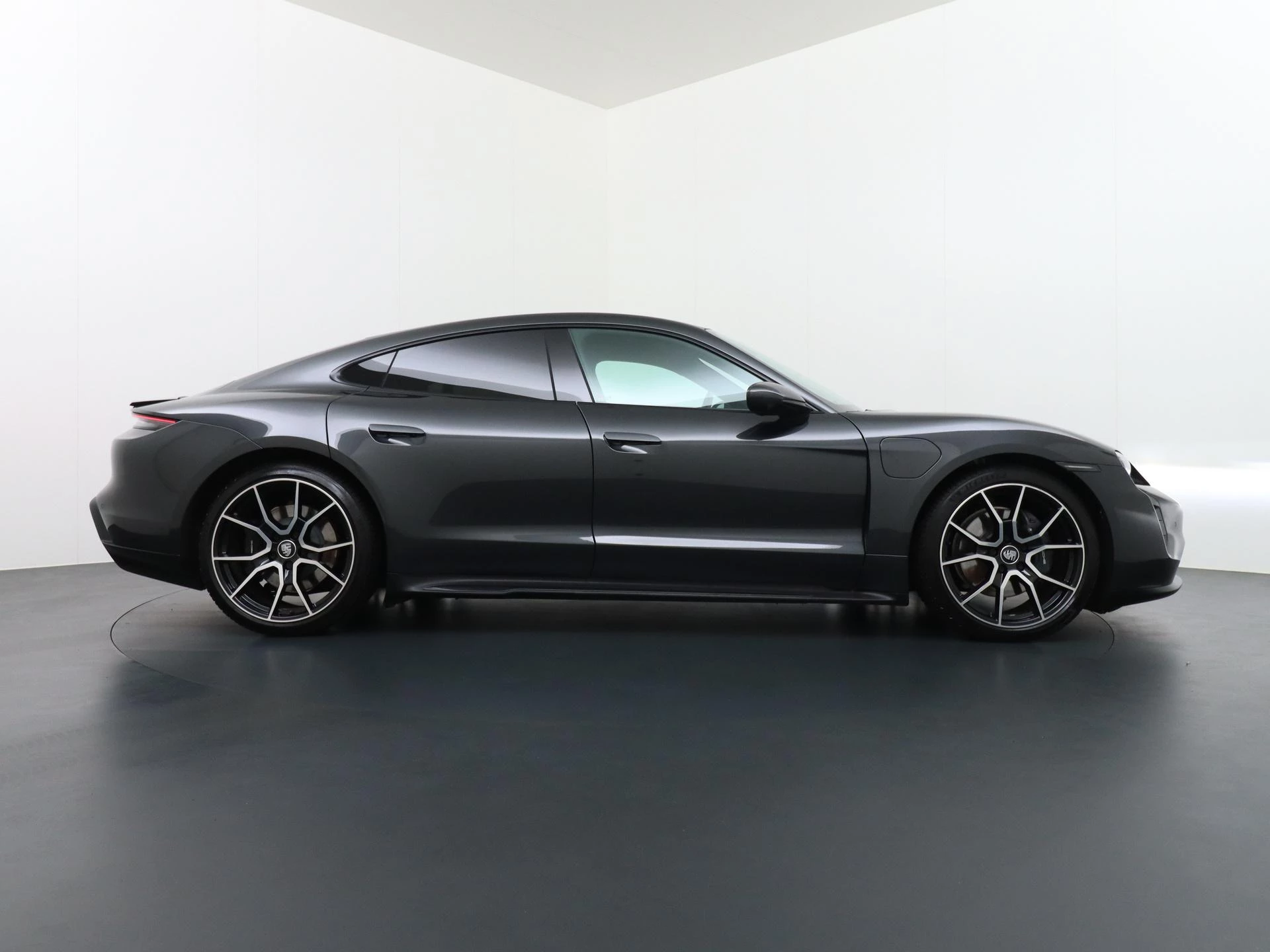 Hoofdafbeelding Porsche Taycan