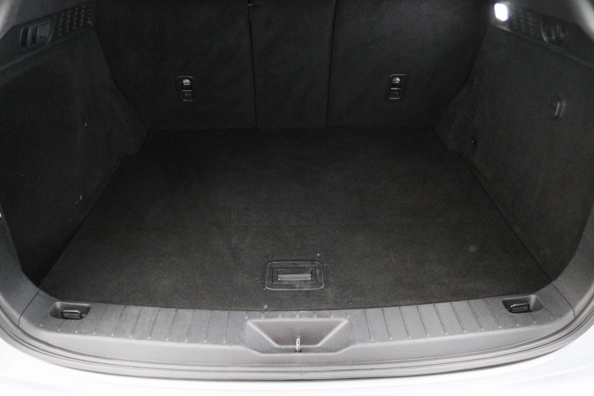 Hoofdafbeelding Mazda CX-60