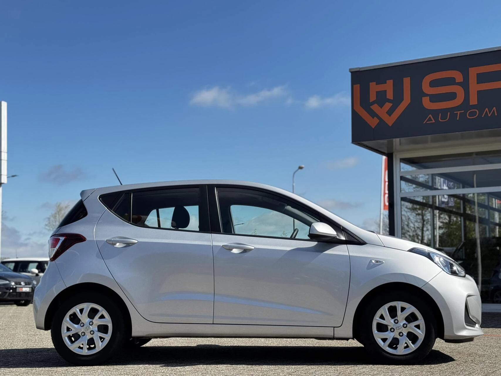 Hoofdafbeelding Hyundai i10