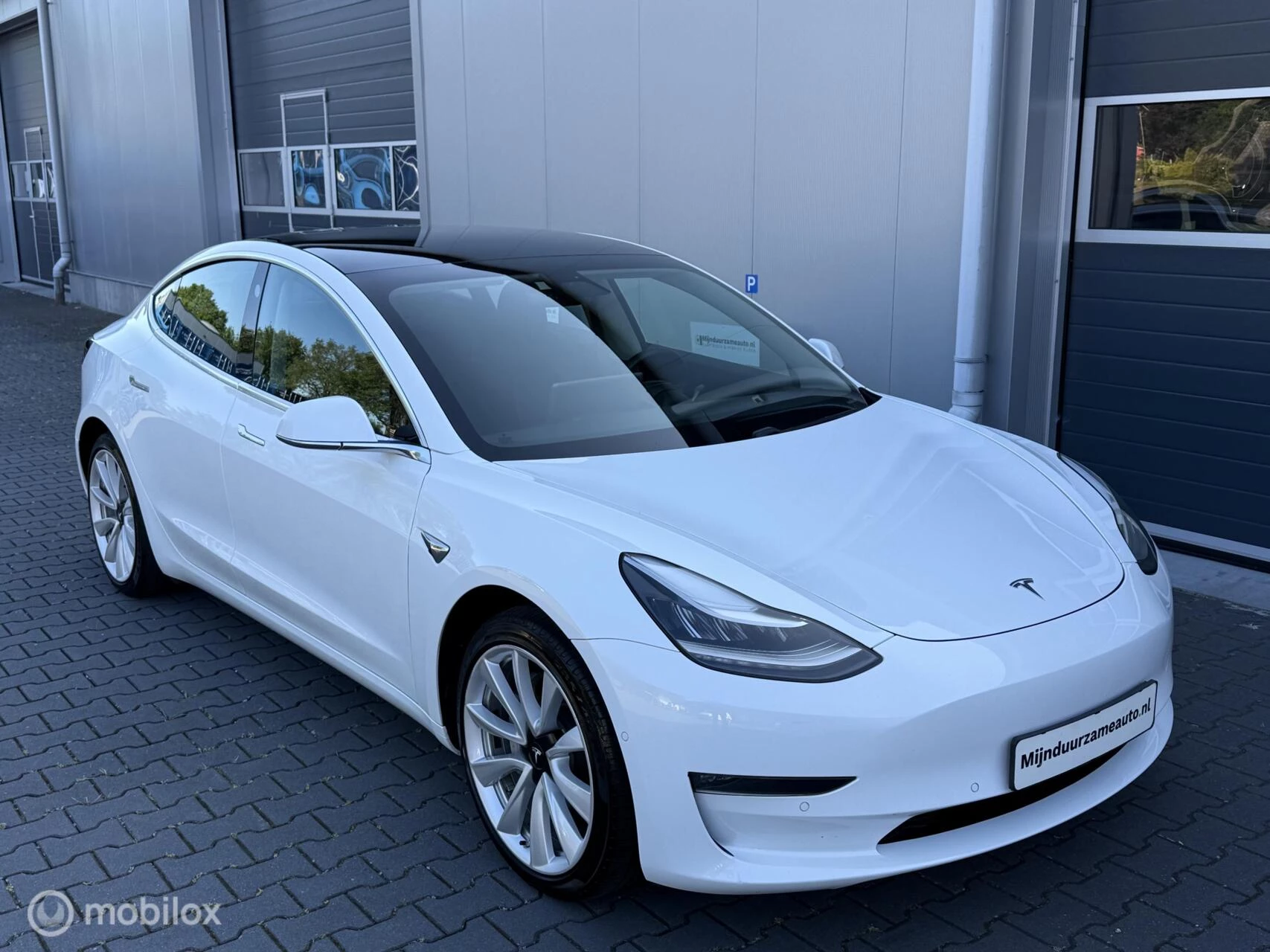Hoofdafbeelding Tesla Model 3