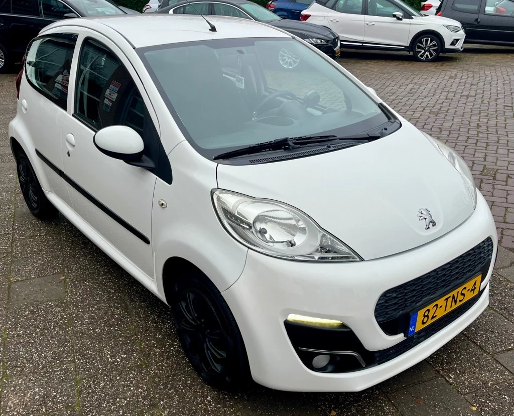 Hoofdafbeelding Peugeot 107