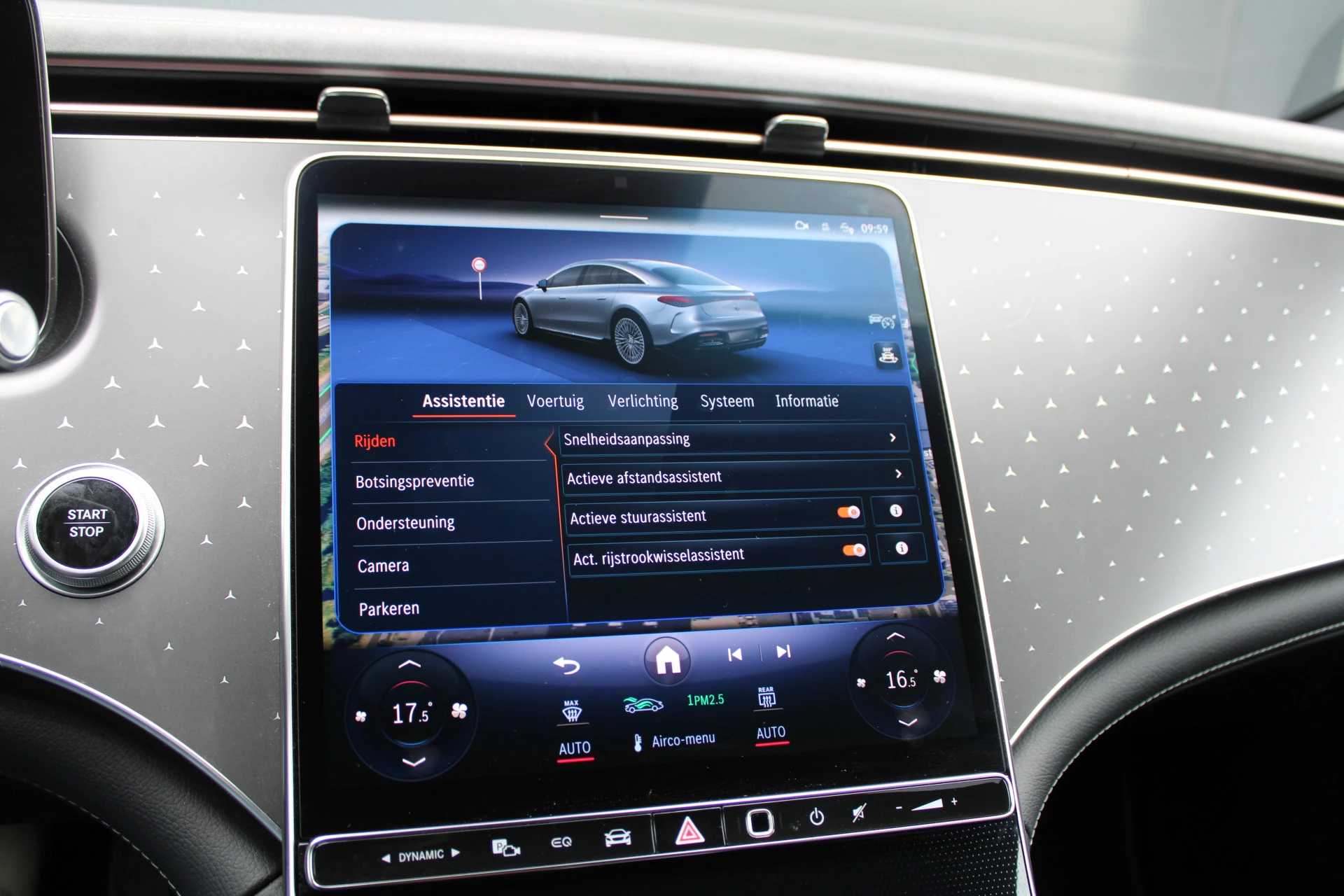 Hoofdafbeelding Mercedes-Benz EQS