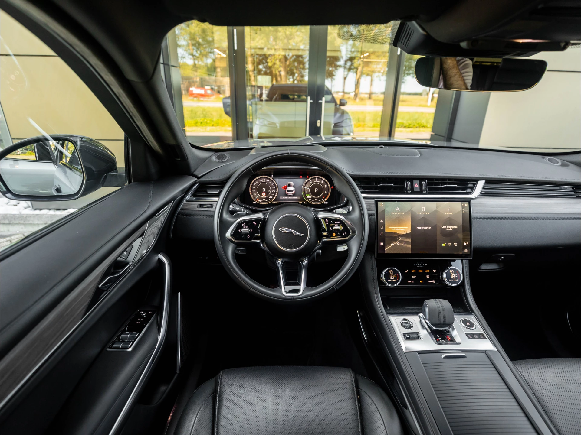 Hoofdafbeelding Jaguar F-PACE
