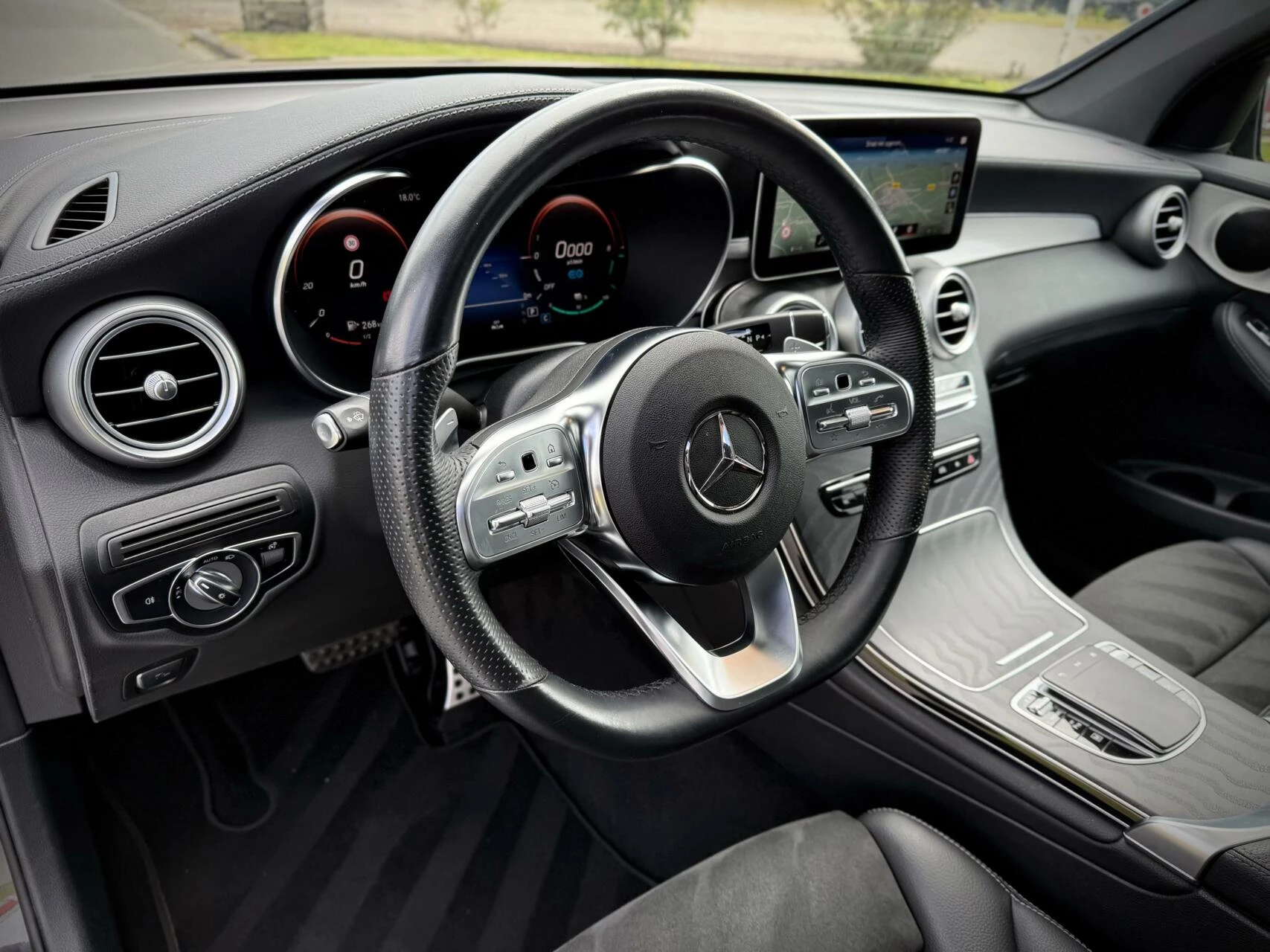 Hoofdafbeelding Mercedes-Benz GLC