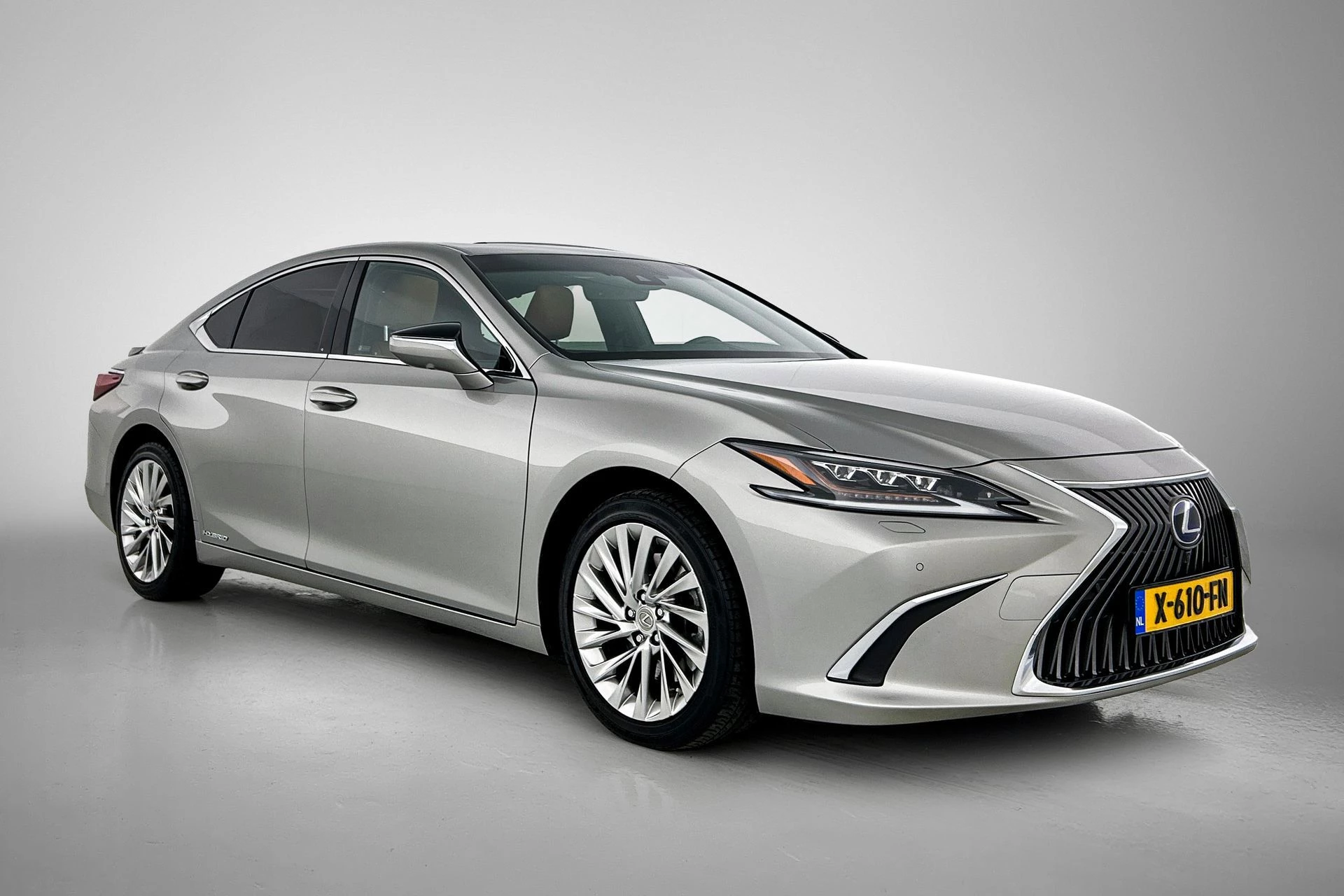 Hoofdafbeelding Lexus ES