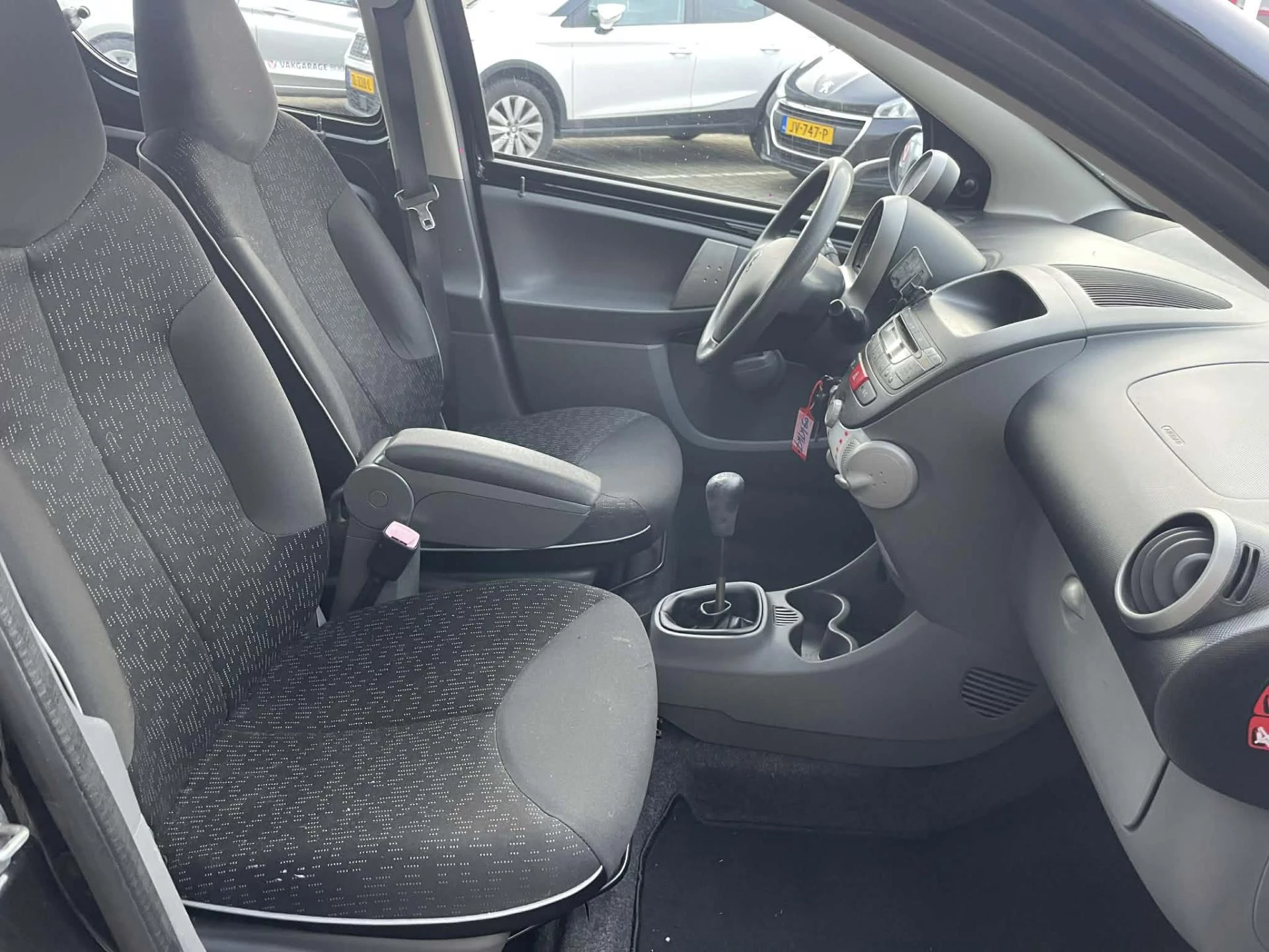 Hoofdafbeelding Peugeot 107