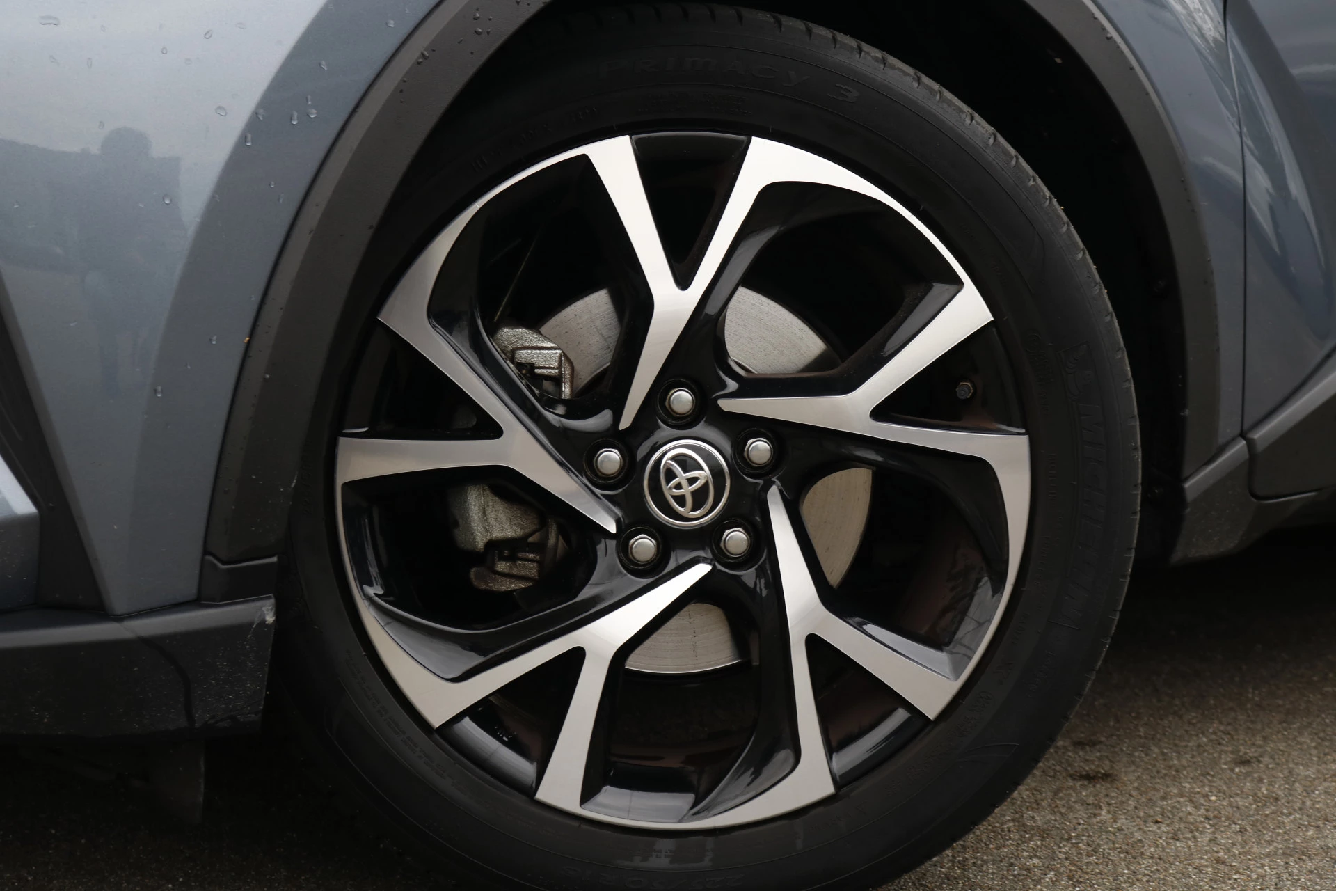 Hoofdafbeelding Toyota C-HR