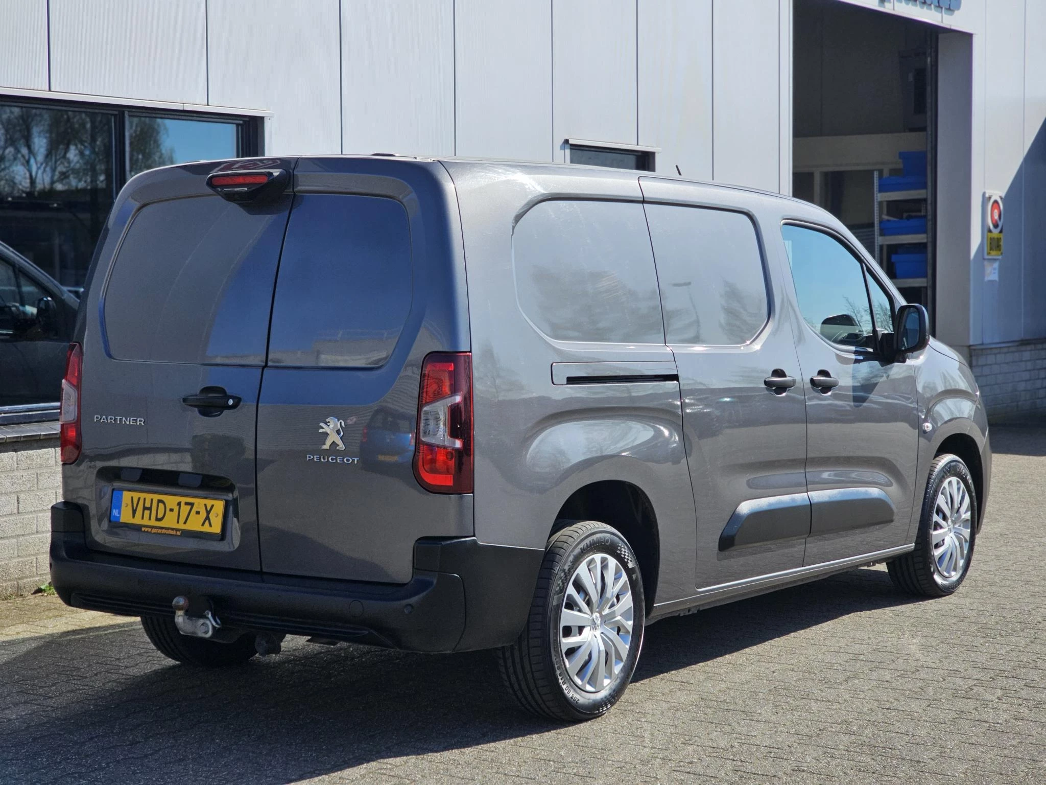 Hoofdafbeelding Peugeot Partner