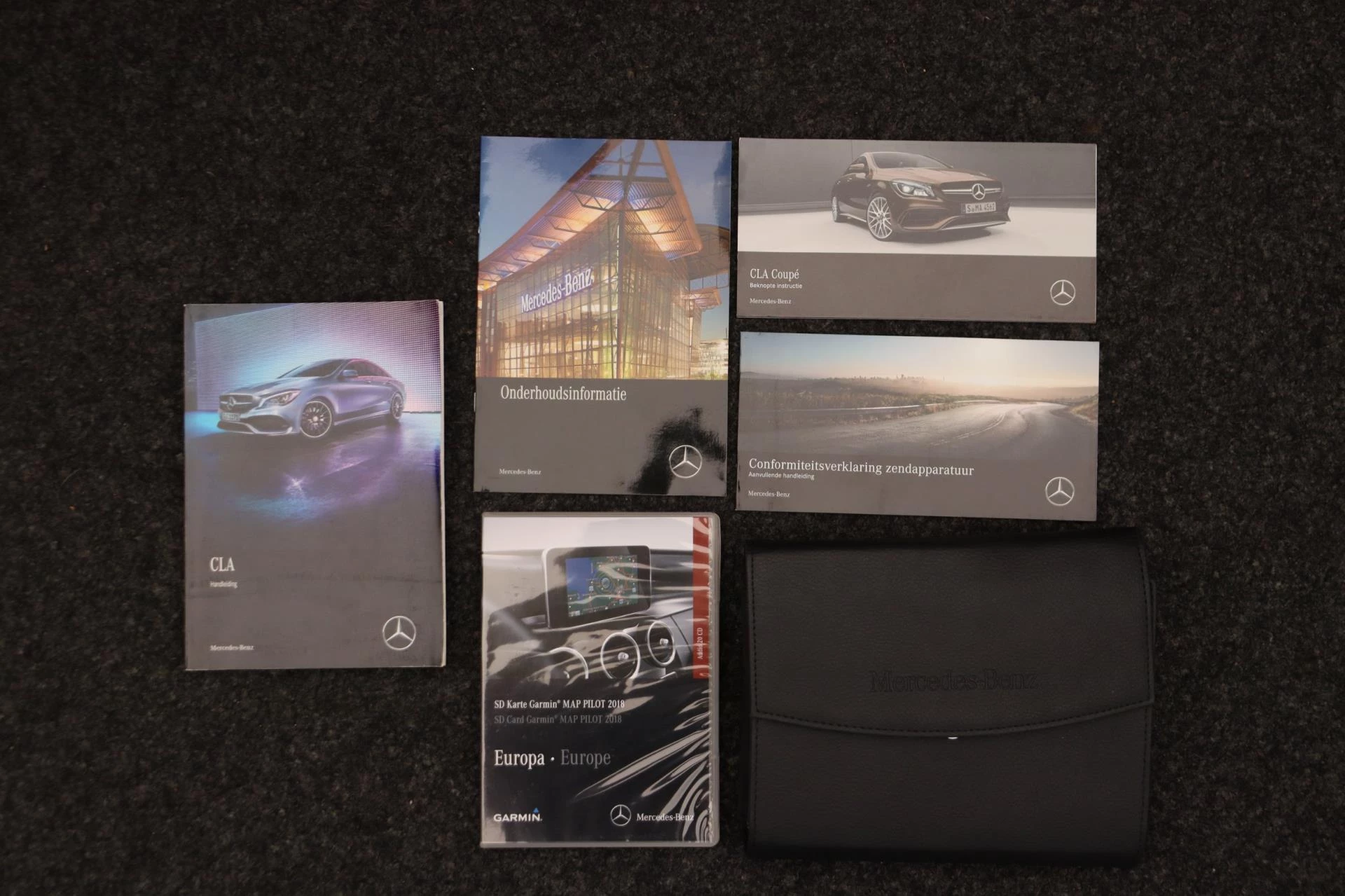 Hoofdafbeelding Mercedes-Benz CLA