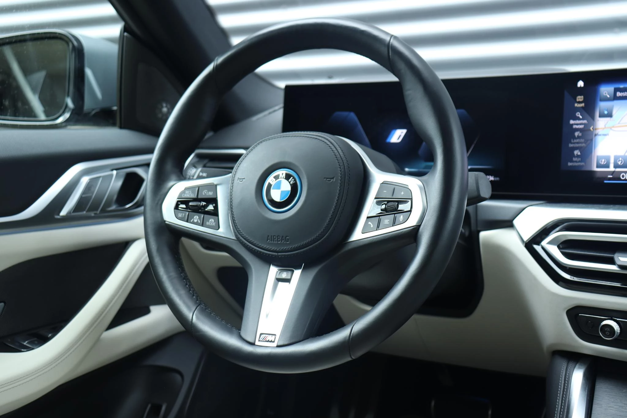 Hoofdafbeelding BMW i4