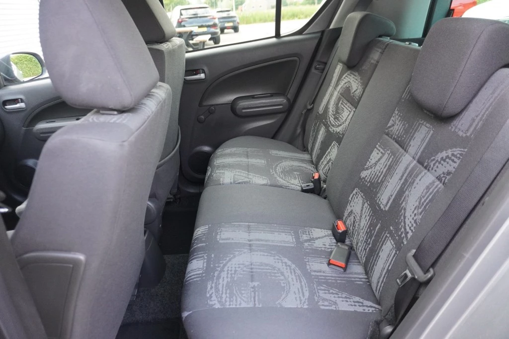 Hoofdafbeelding Opel Agila
