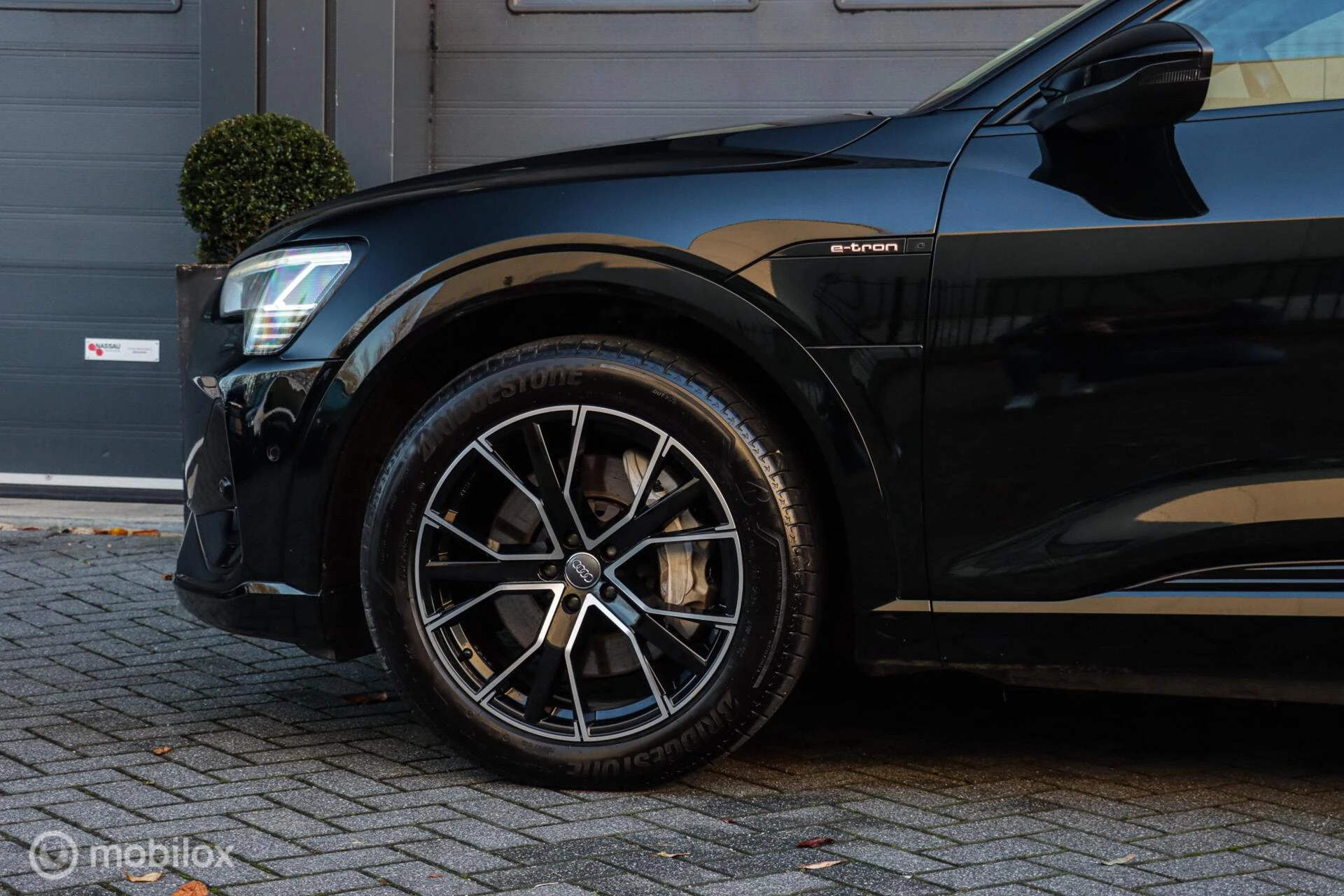 Hoofdafbeelding Audi e-tron