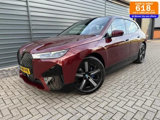 BMW iX xDrive40 High Exec. SOH 99% Panodak Led.Auto.inparkeren Massagestoel
