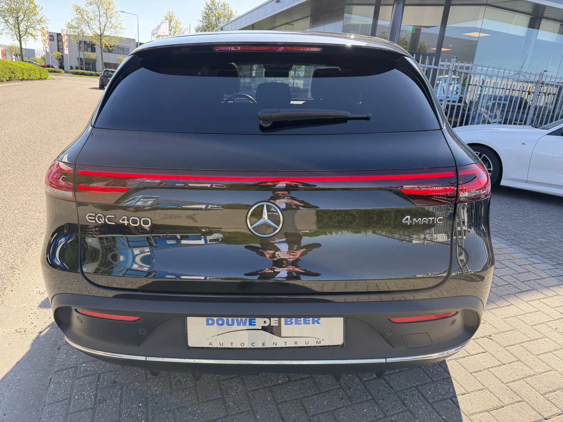 Hoofdafbeelding Mercedes-Benz EQC