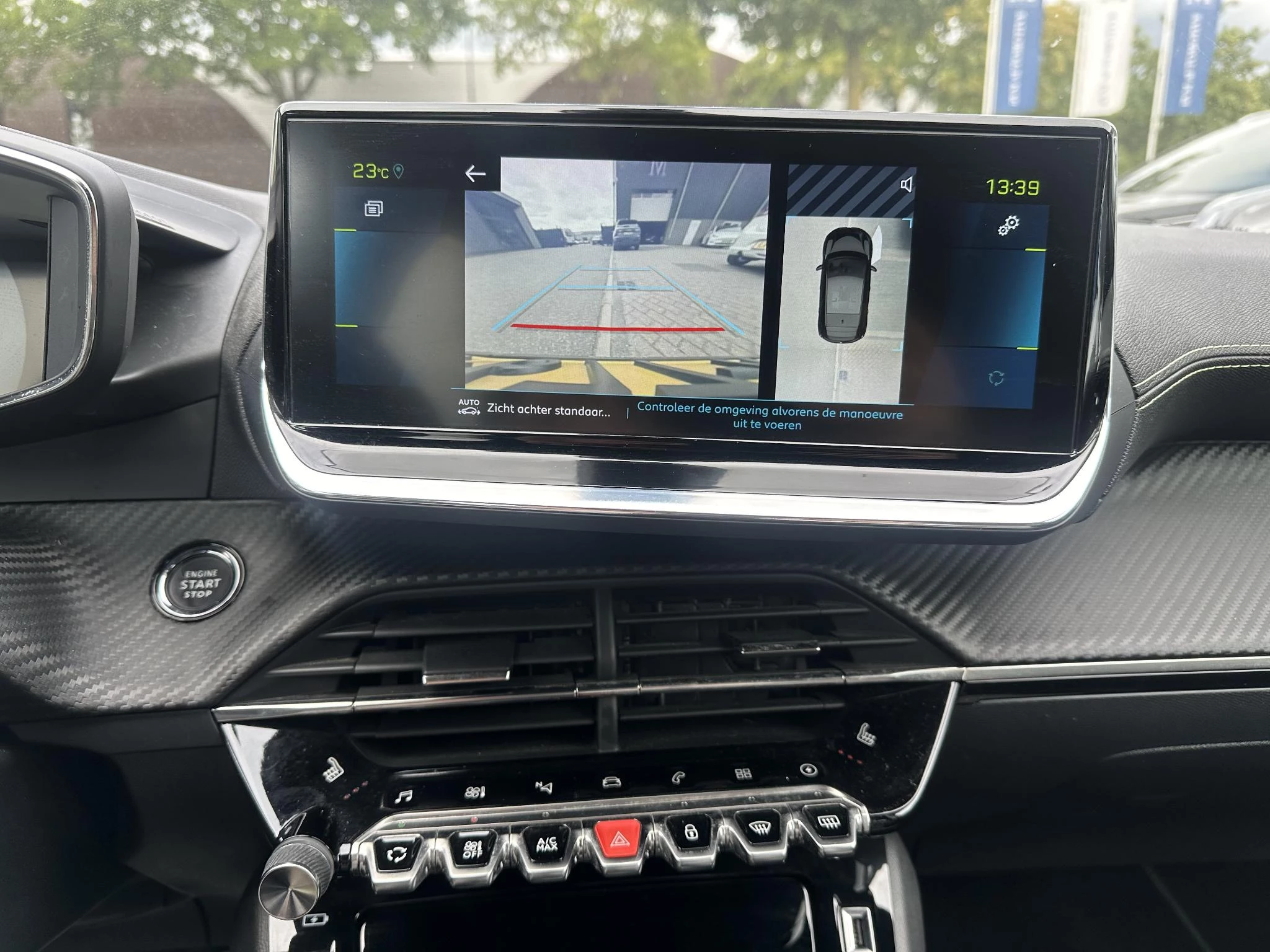 Hoofdafbeelding Peugeot e-208