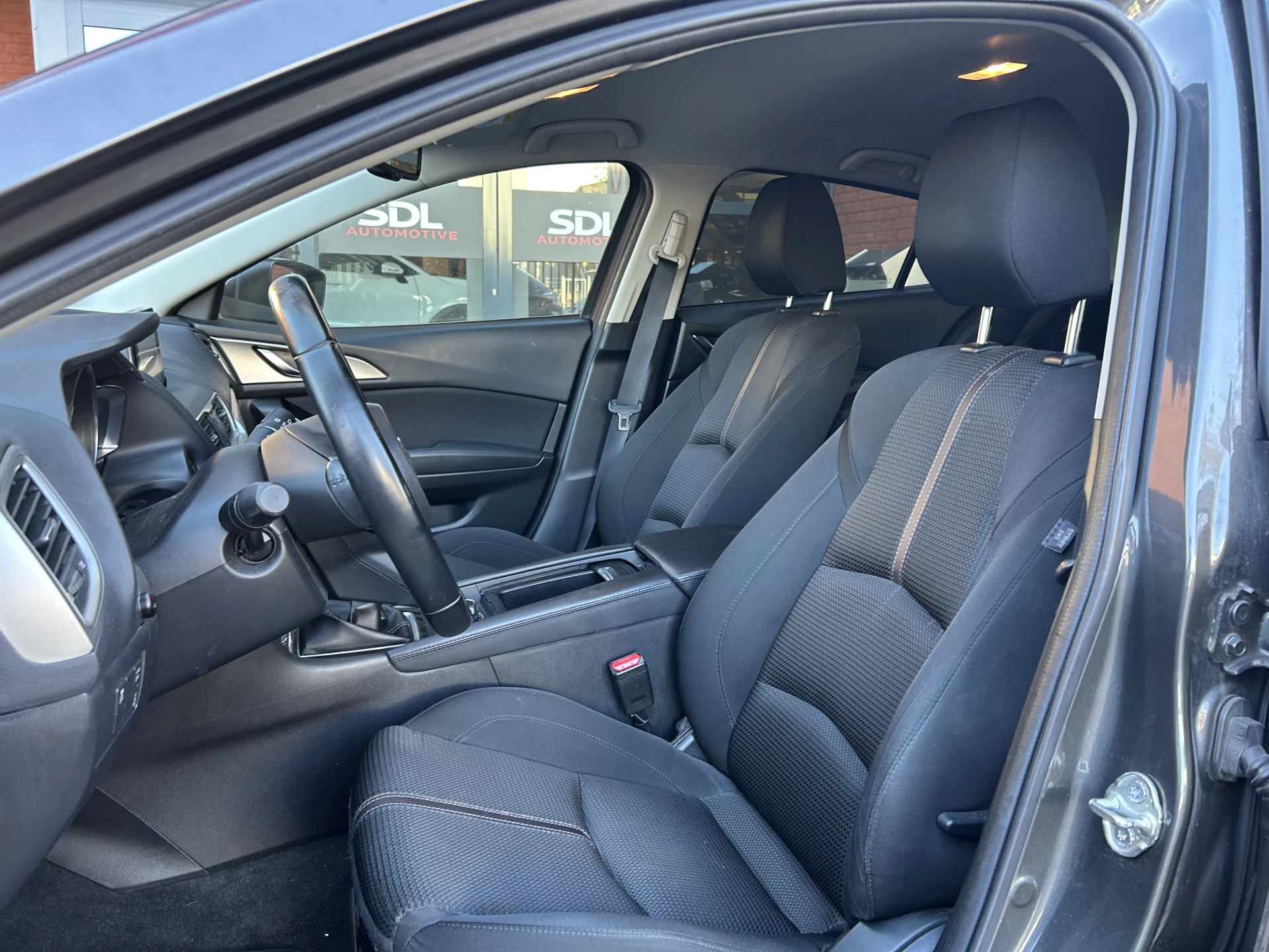 Hoofdafbeelding Mazda 3