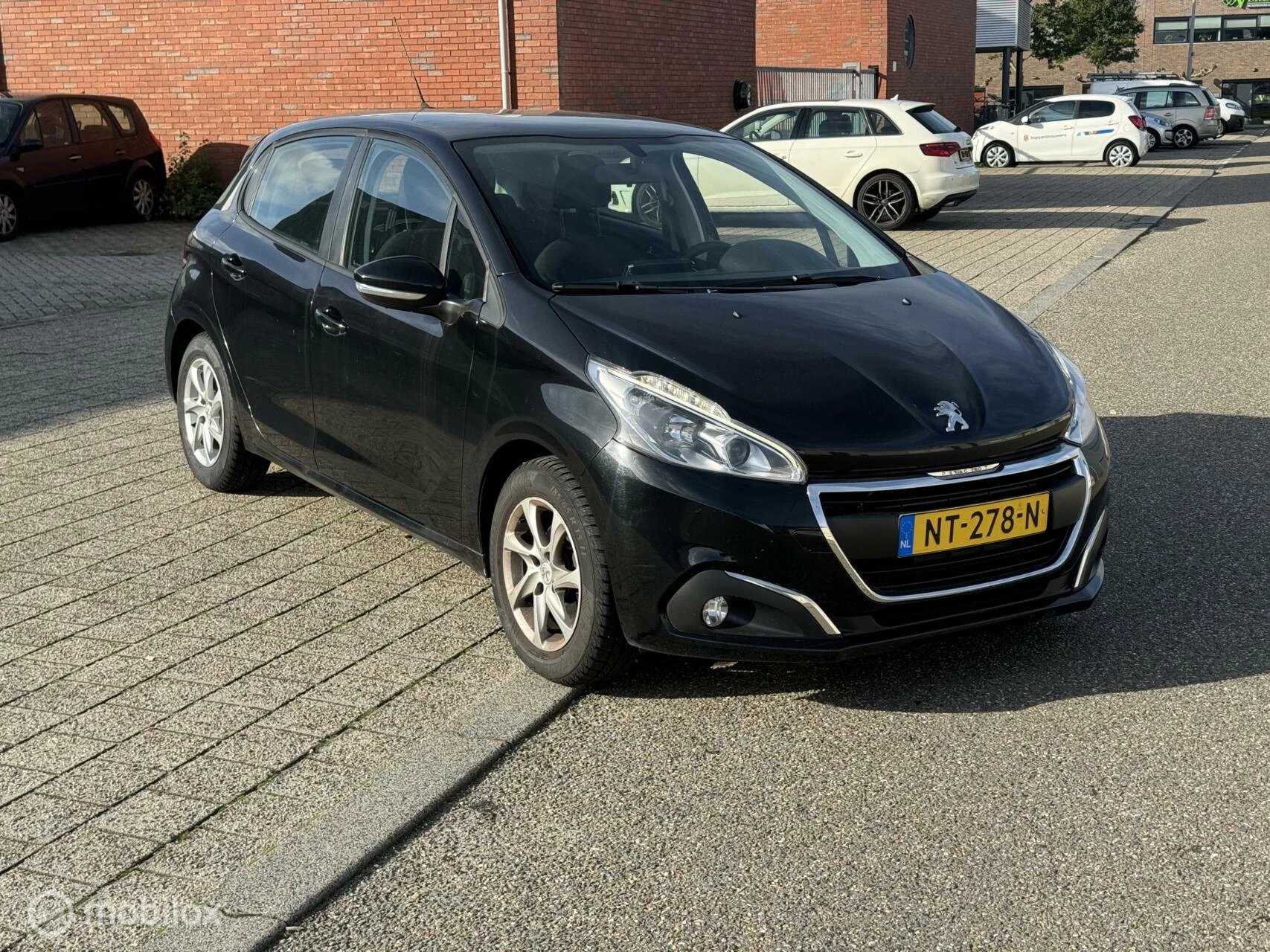 Hoofdafbeelding Peugeot 208