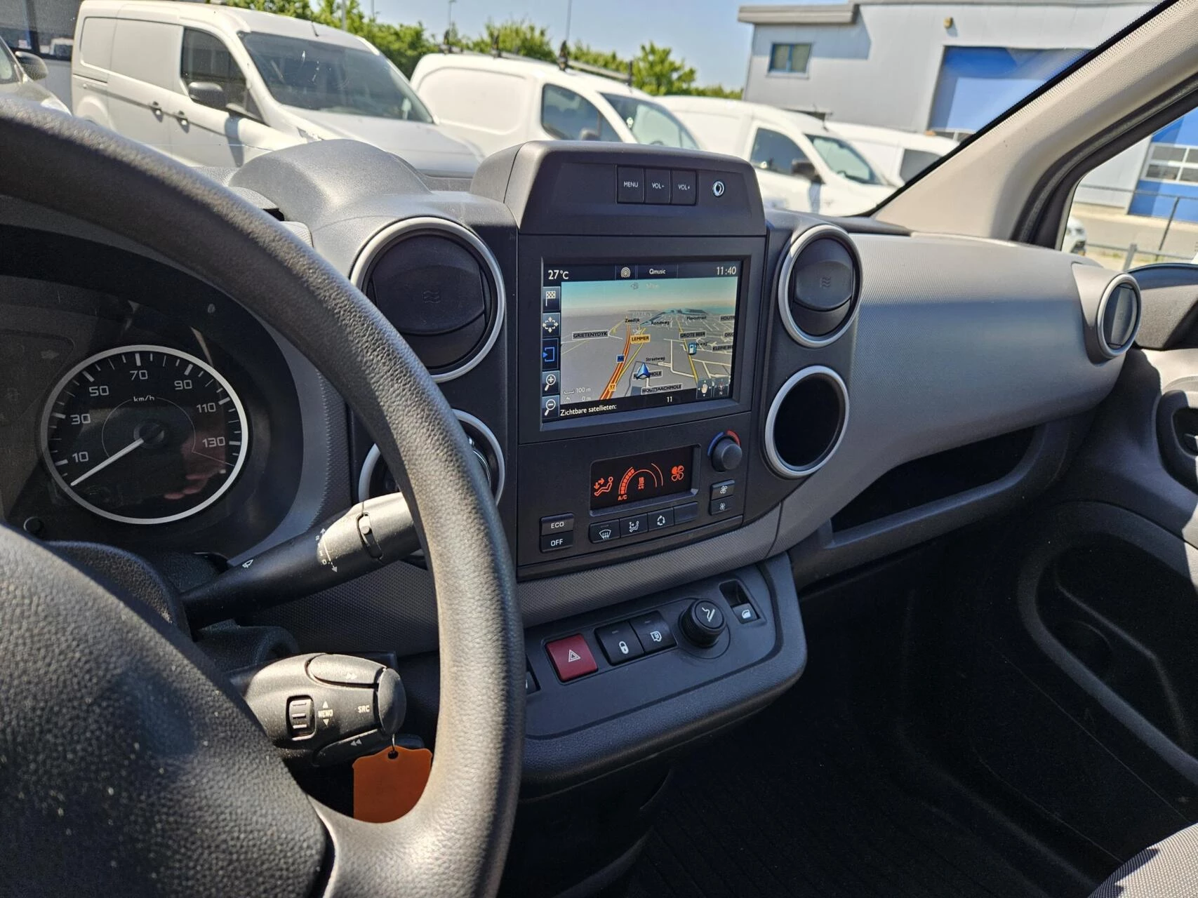 Hoofdafbeelding Peugeot Partner