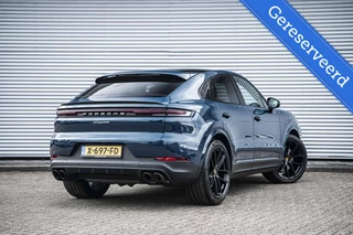 Porsche Cayenne 3.0 E-Hybrid | MY24 | Panodak | Bose | 22 inch | 18-weg | Trekhaak | NL Auto |
