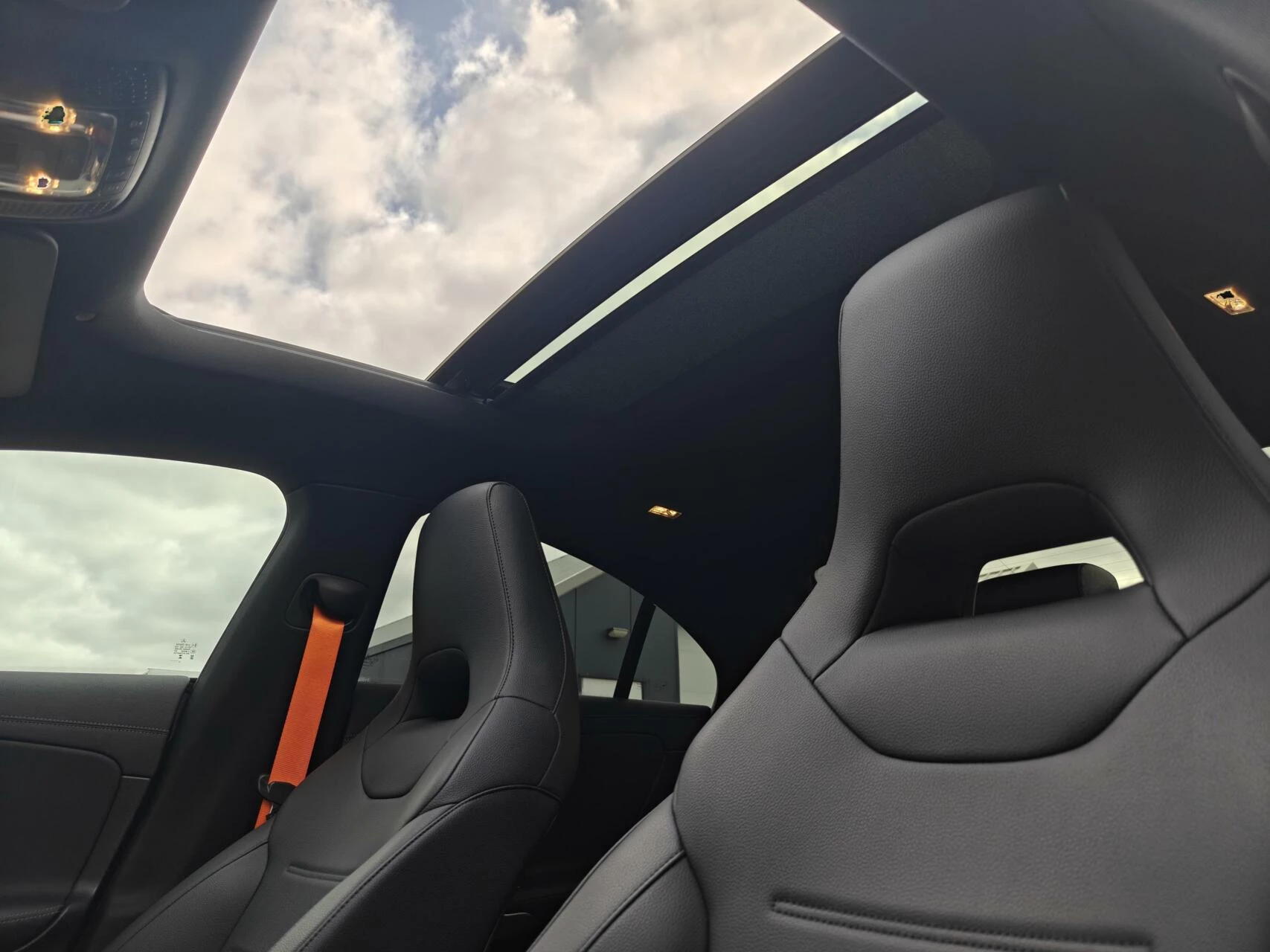 Hoofdafbeelding Mercedes-Benz CLA