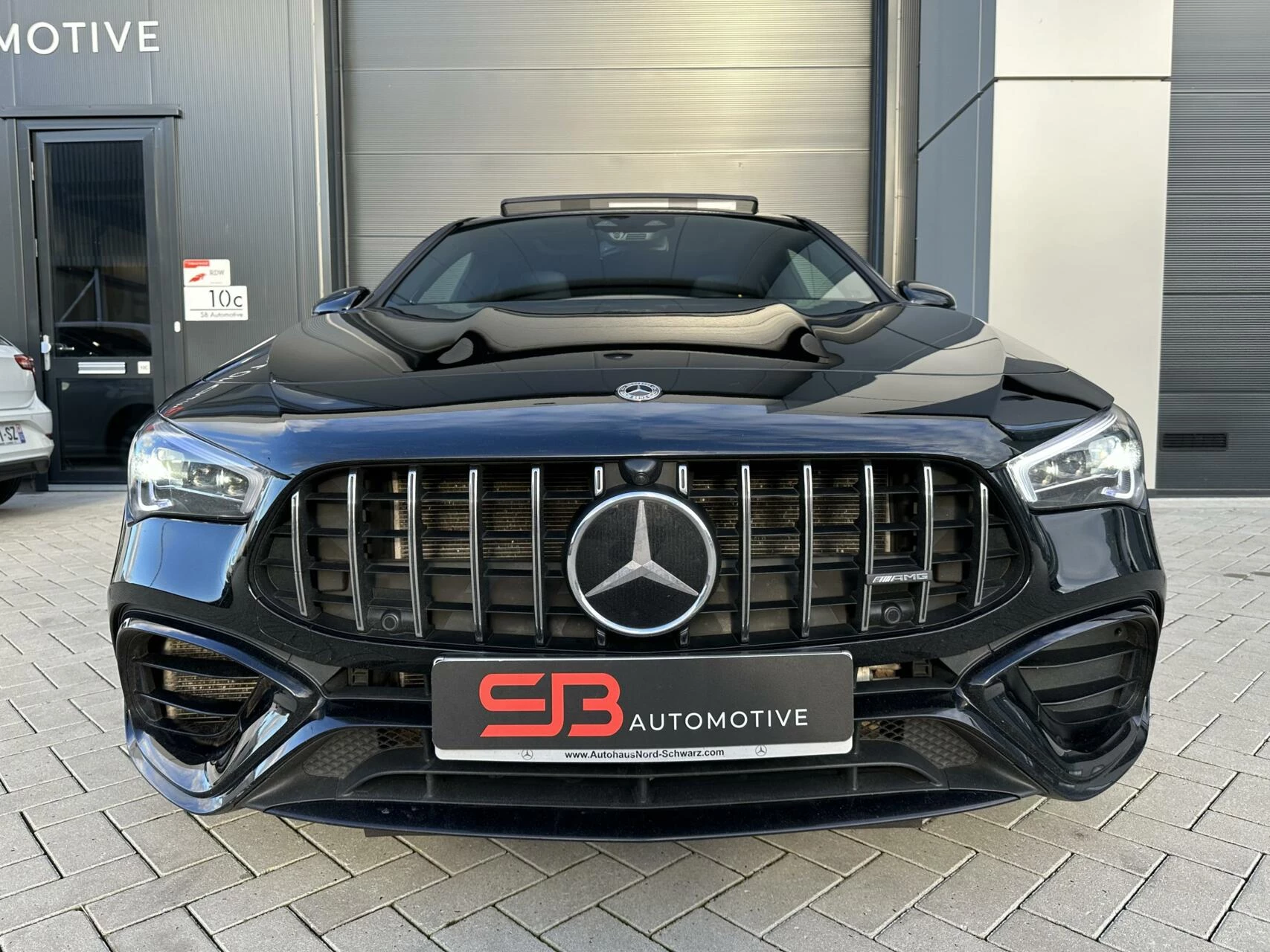 Hoofdafbeelding Mercedes-Benz CLA