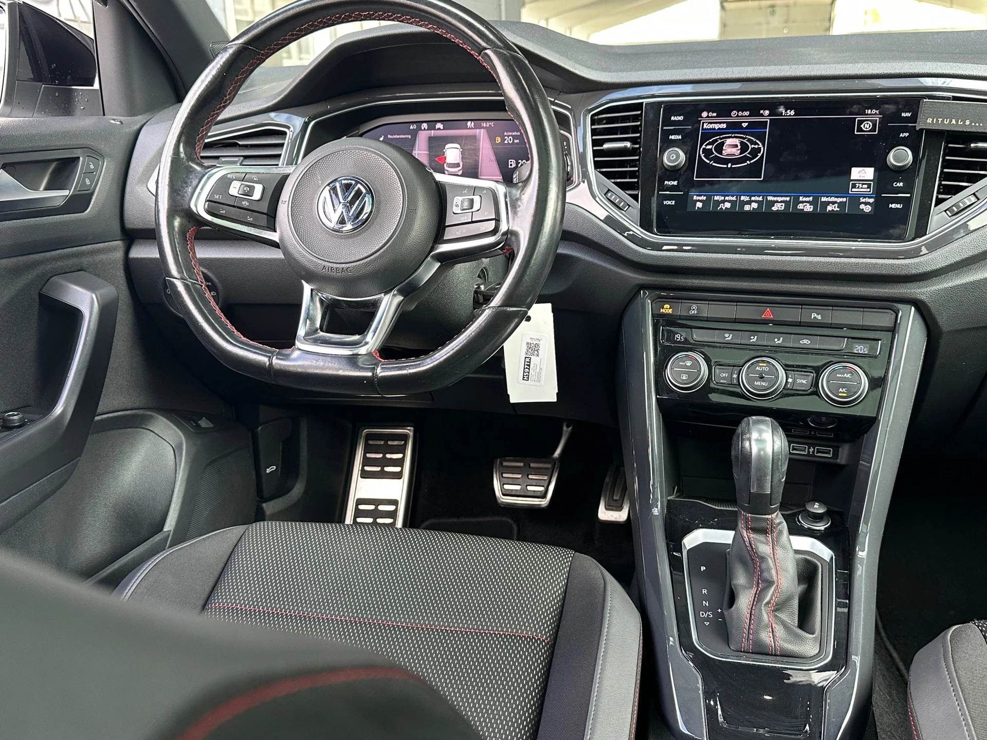 Hoofdafbeelding Volkswagen T-Roc