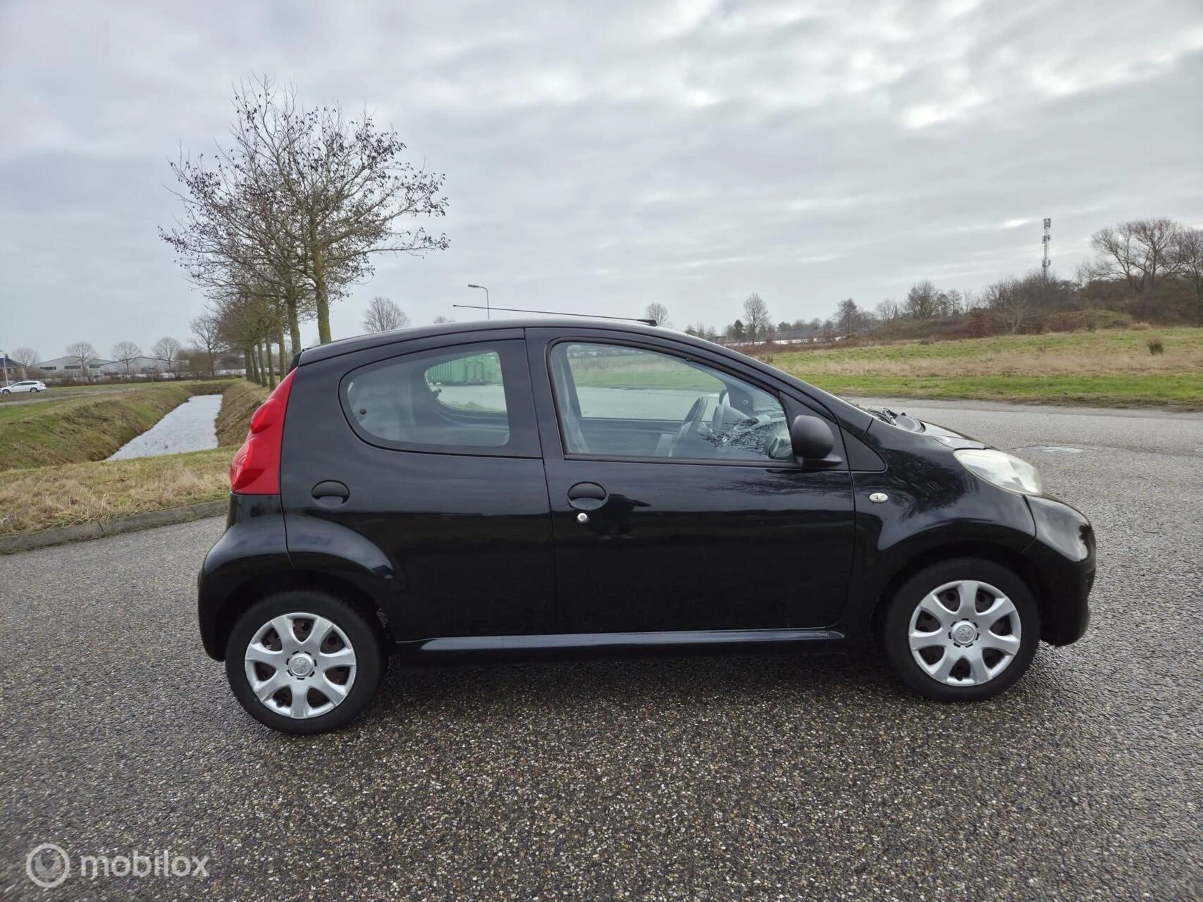 Hoofdafbeelding Peugeot 107