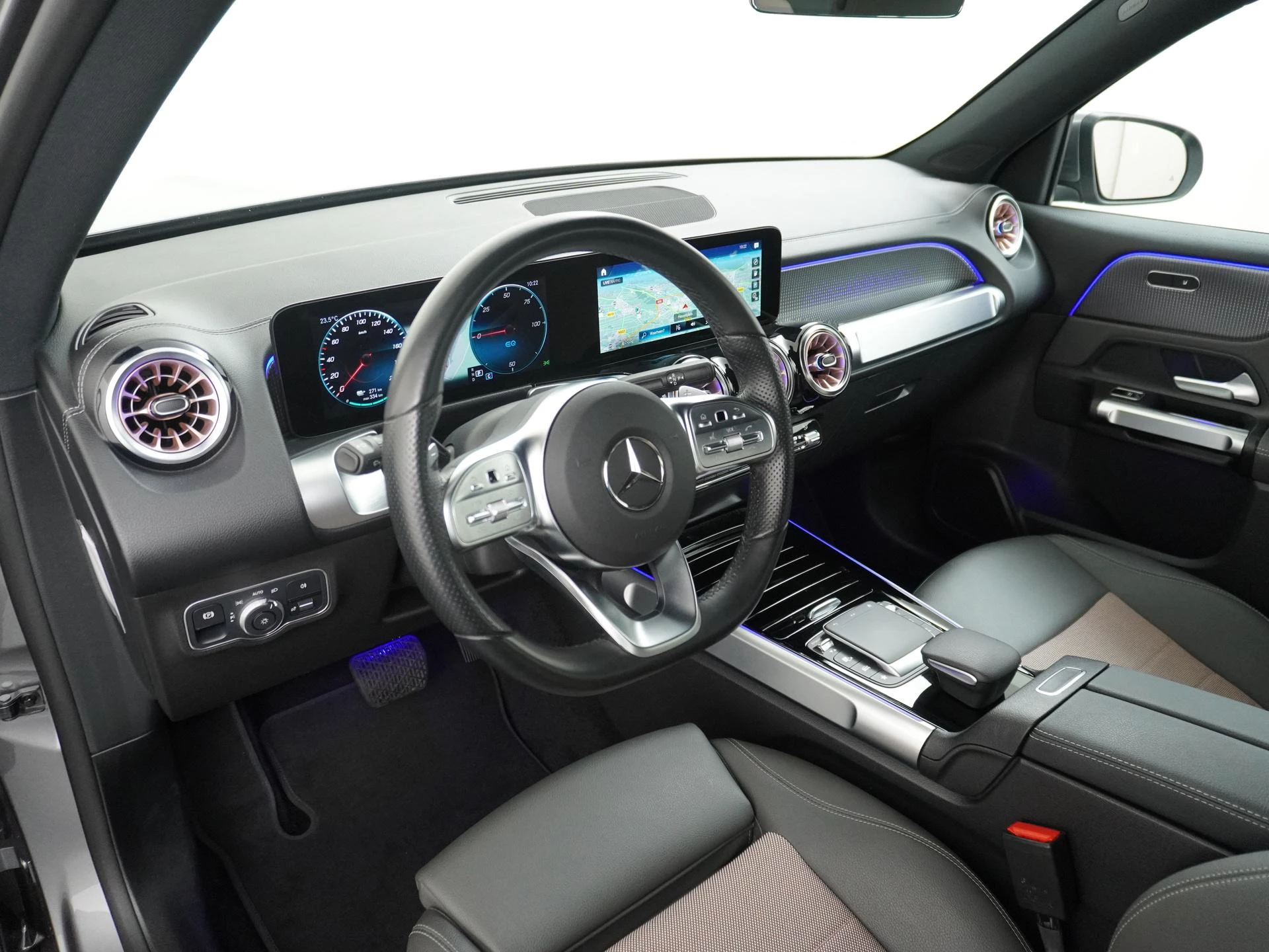 Hoofdafbeelding Mercedes-Benz EQB