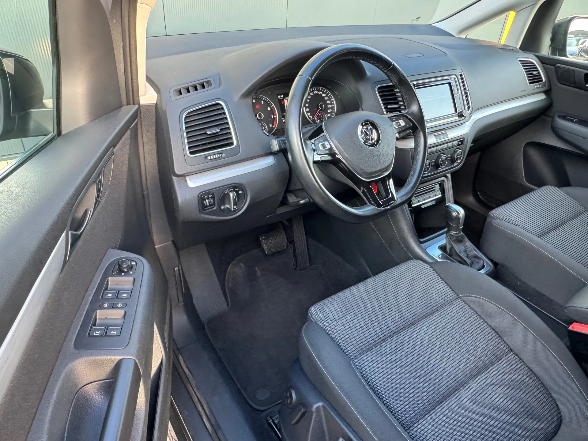 Hoofdafbeelding Volkswagen Sharan