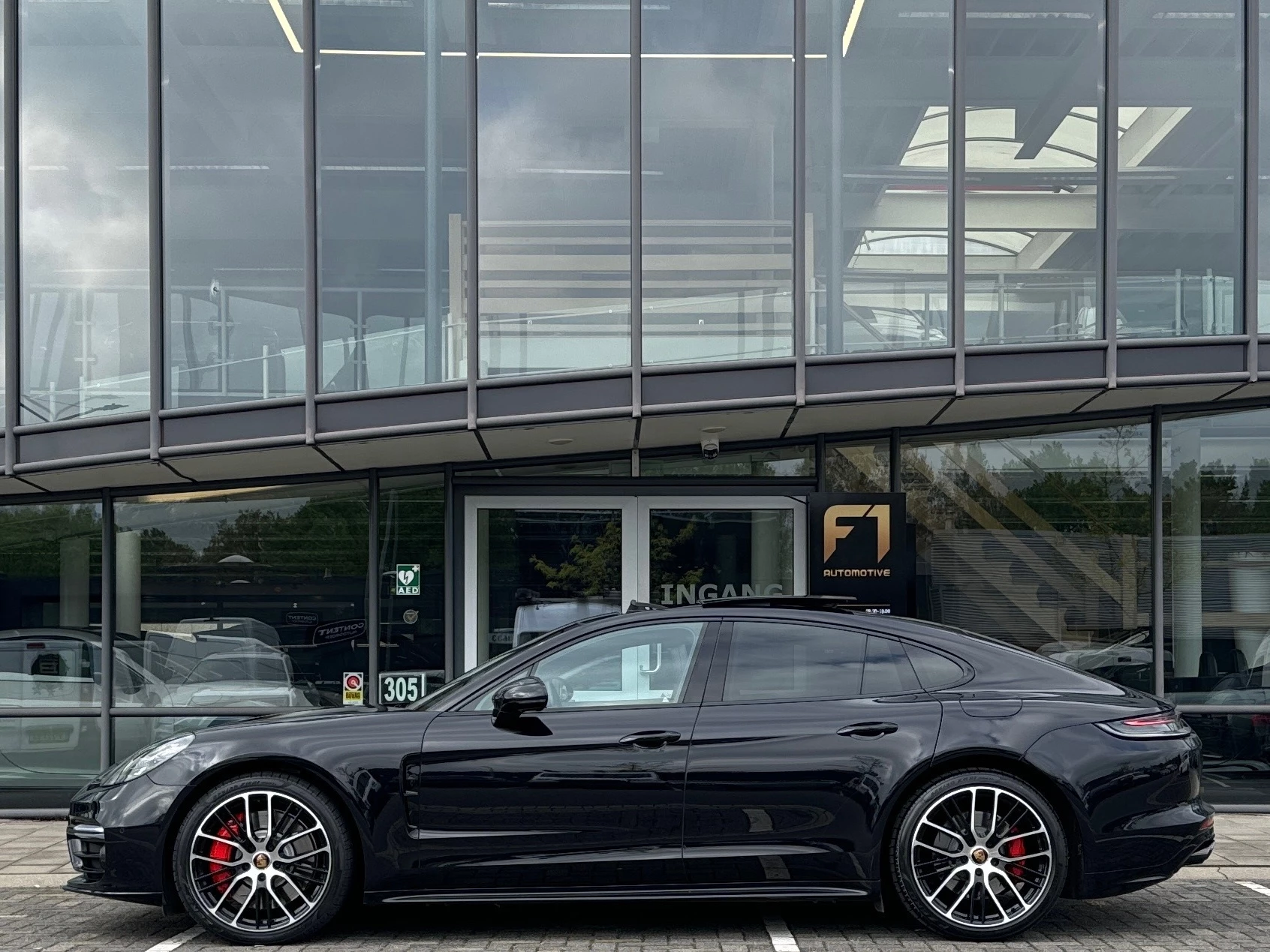 Hoofdafbeelding Porsche Panamera