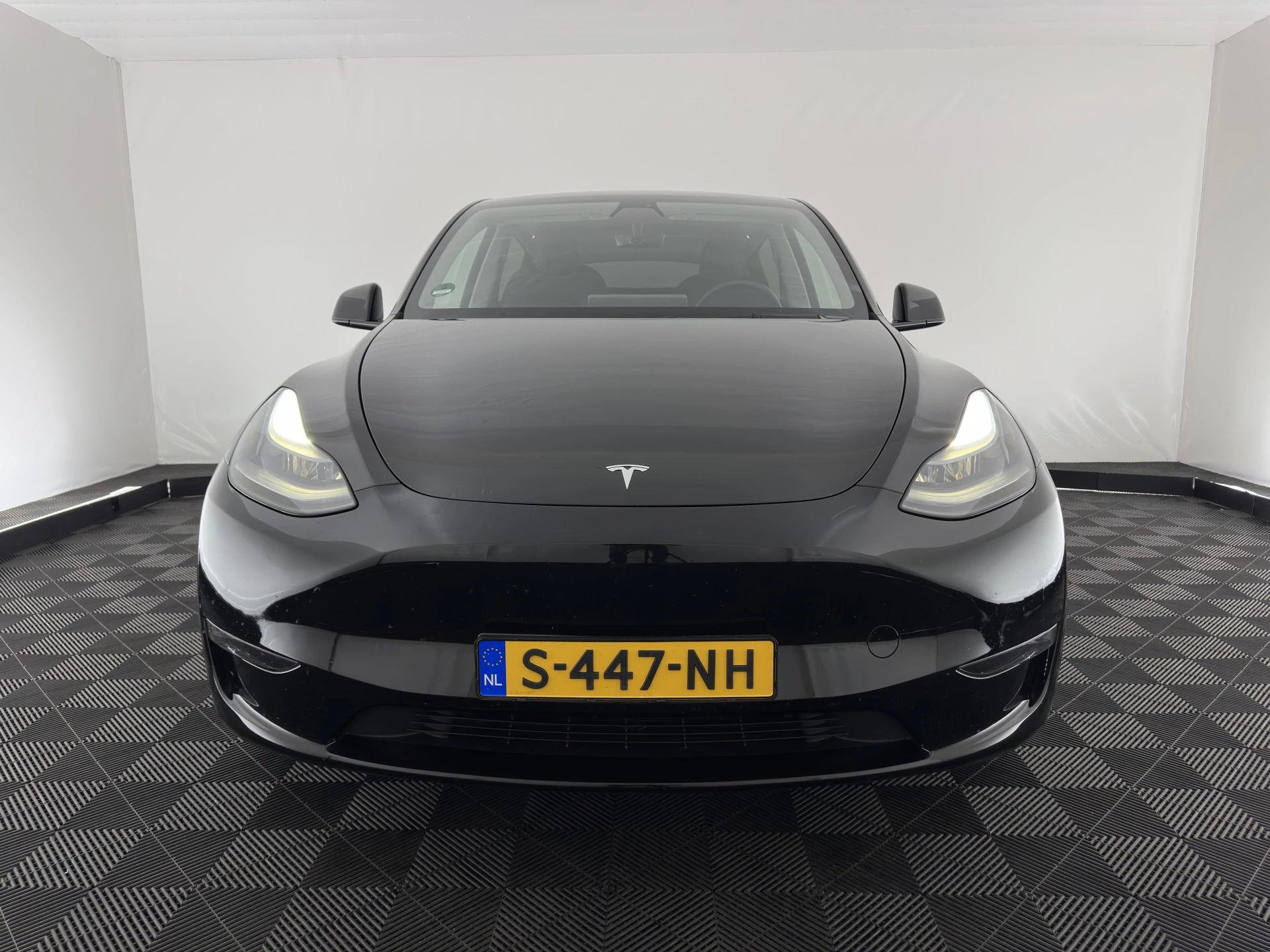 Hoofdafbeelding Tesla Model Y