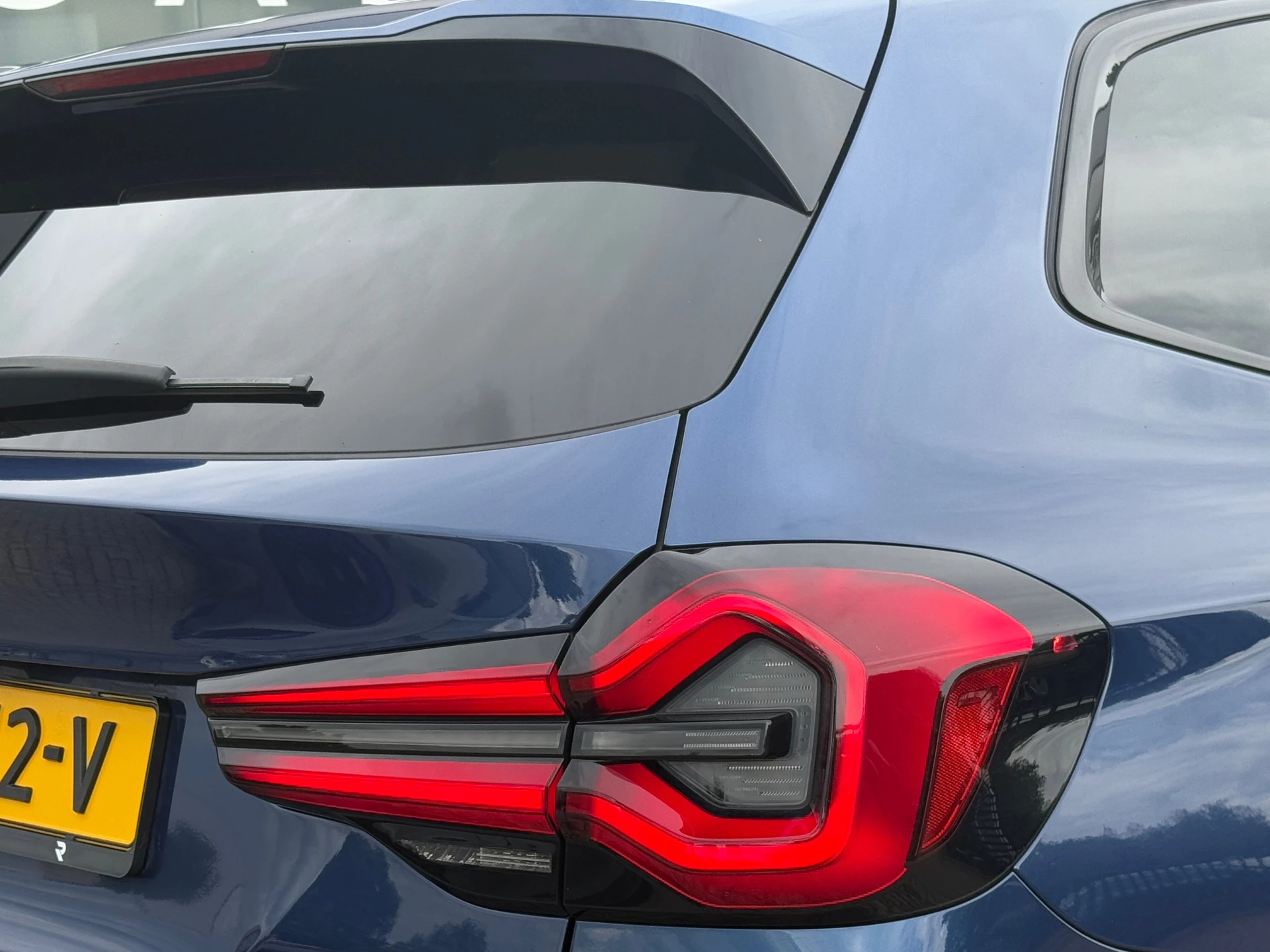 Hoofdafbeelding BMW iX3