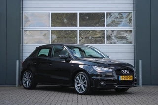 Audi A1 Sportback 1.2 TFSI Admired 5 drs. S-Line Clima/Cruise/Navi/Bluetooth/PDC/RadioCD/17"LM/Elek.Ramen/C.V./APK:02-03-2026